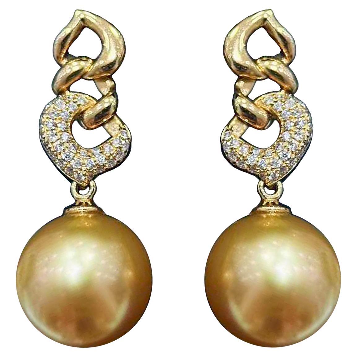 【Golden Radiance】Gilded Links - Boucles d'oreilles en perles d'or des mers du Sud en vente