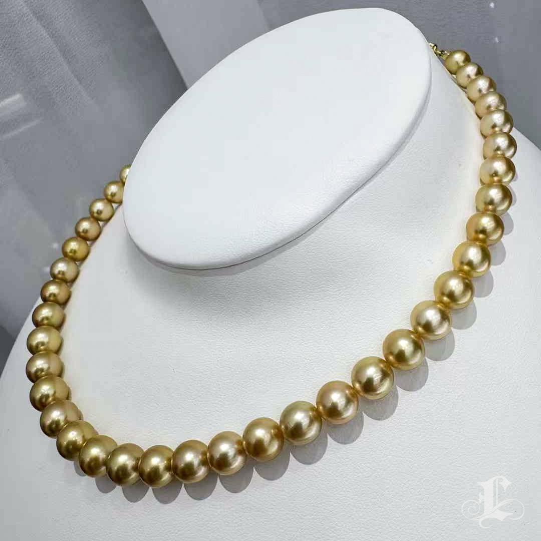 【Golden Radiance】GUILD-Certified Rich Golden South Sea Pearl Necklace For Sale 1