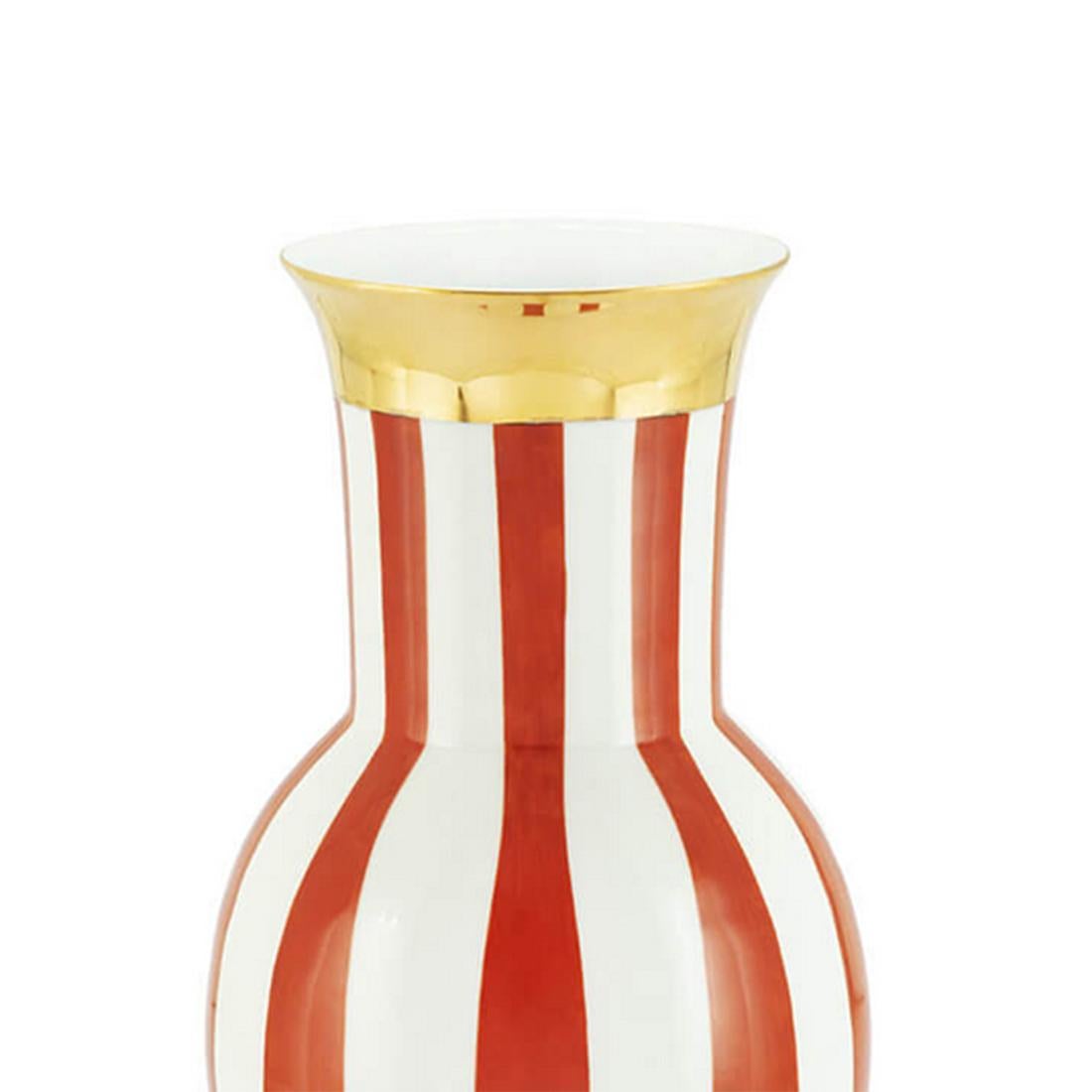 Vase golden red medium in porcelain
and with collar in gold finish.
Also available in large size on request.