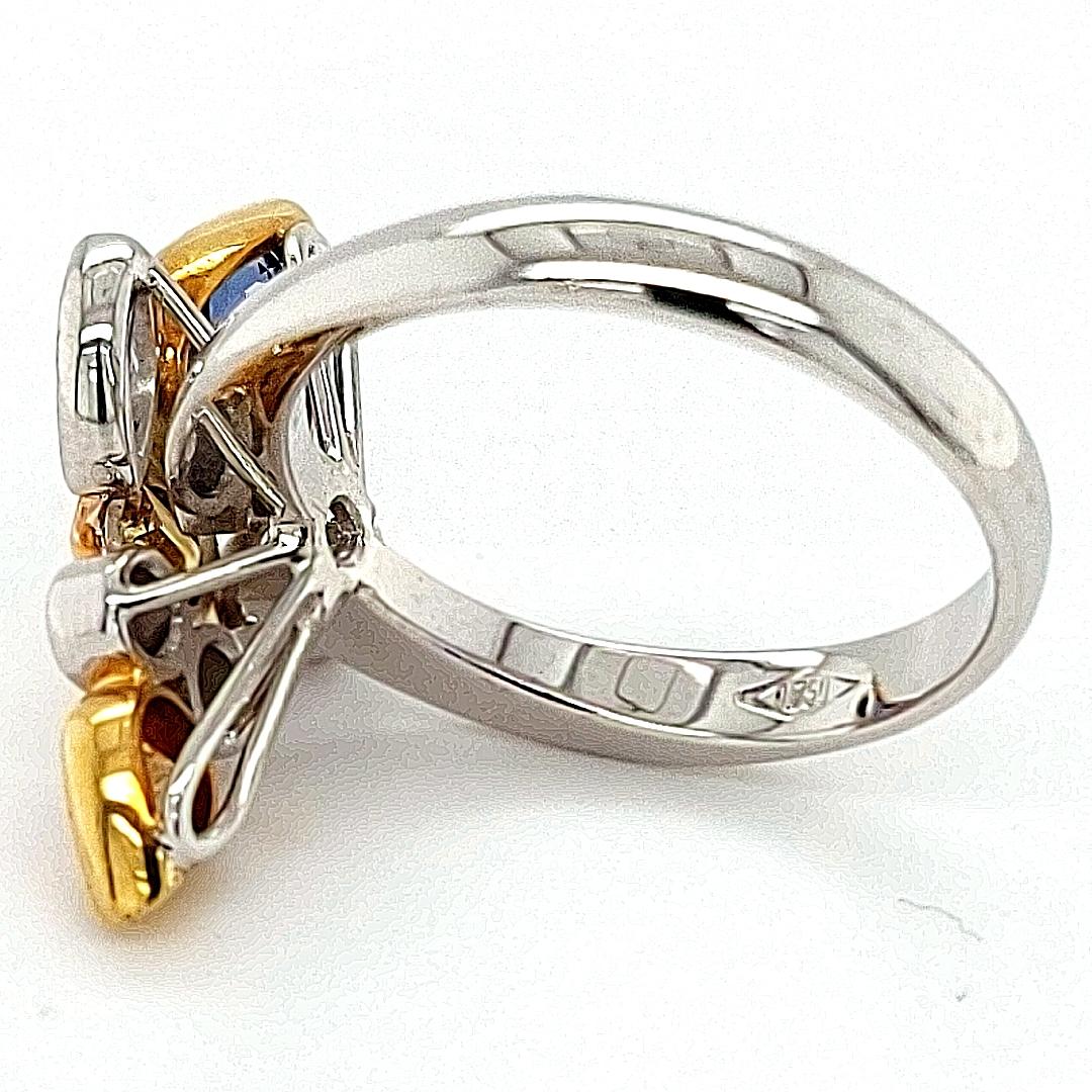 18kt Gold Ring Depicting a Fish, Set with 1.42ct Diamonds 1.78 Ceylon Sapphires For Sale 3