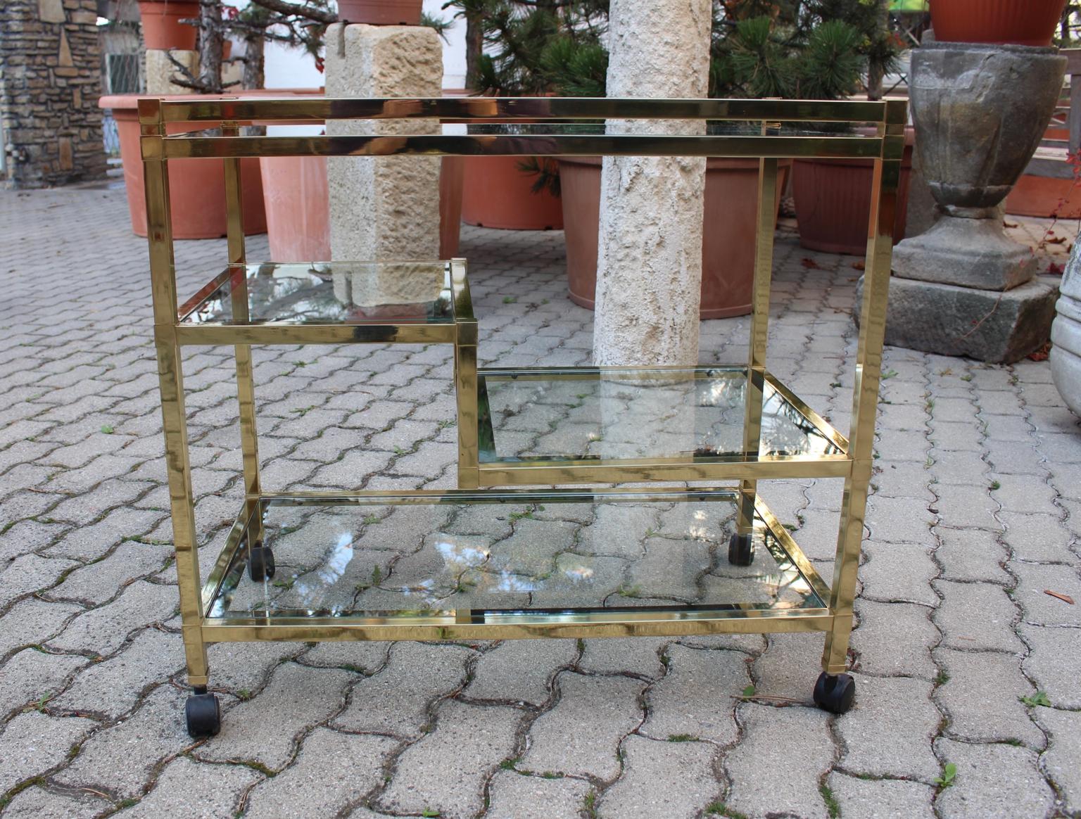 Golden Metal and Glass Vintage Bar Cart in the style of Romeo Rega Italy, 1970s For Sale 2