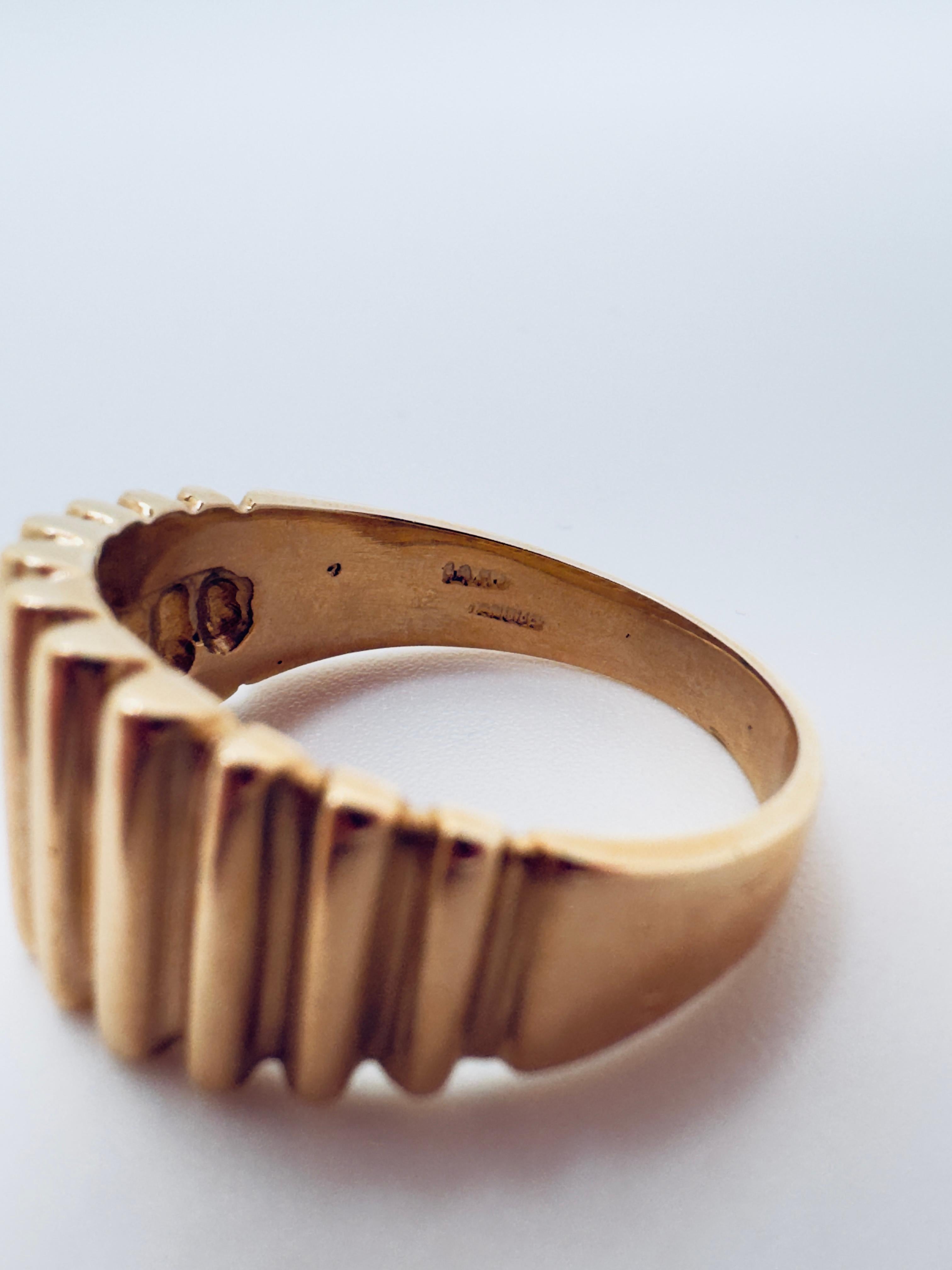 Goldene Jakobsmuschel Elegance Ring (Art déco) im Angebot