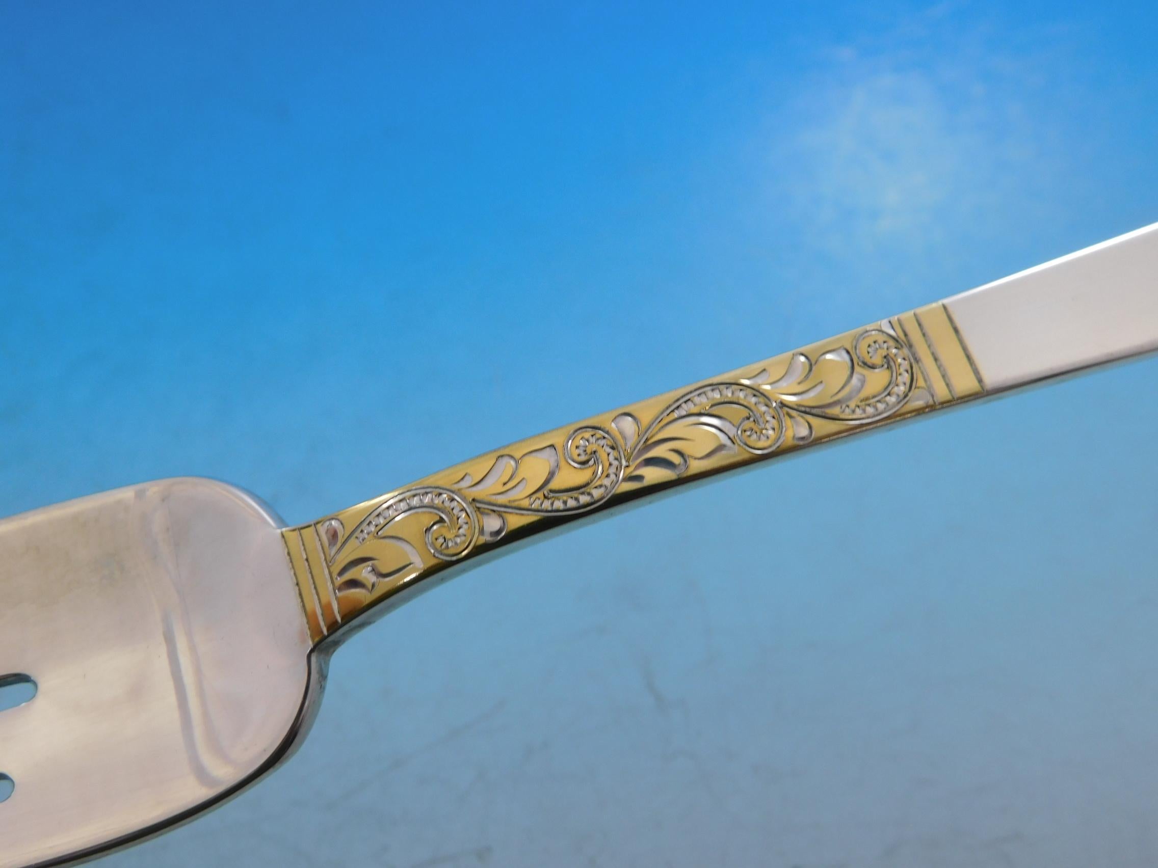 Argent sterling Service de couverts en argent sterling Golden Scroll par Gorham, 57 pièces en vente