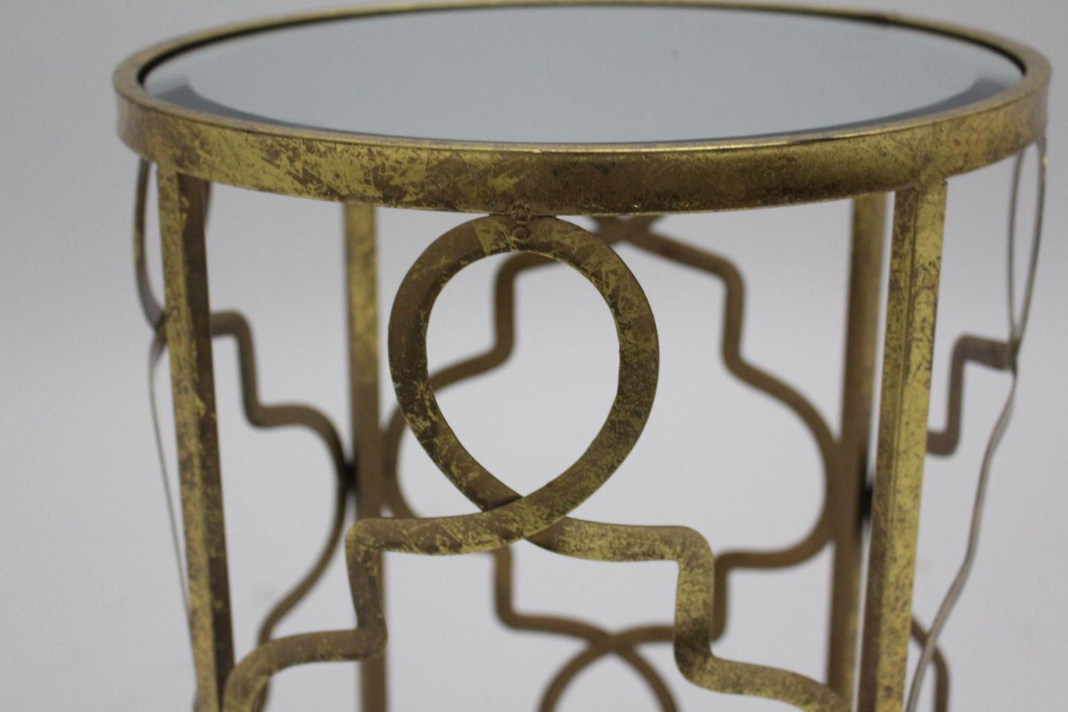 Modern Vintage Sculptural Golden Side Table Column Mirror Glass Top Italy 1980s For Sale 4