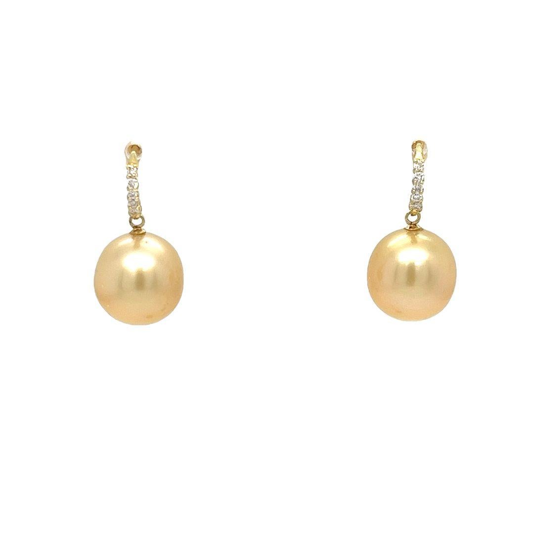 Golden South Sea Pearl and Diamond Drop Earrings in Yellow Gold For Sale 1