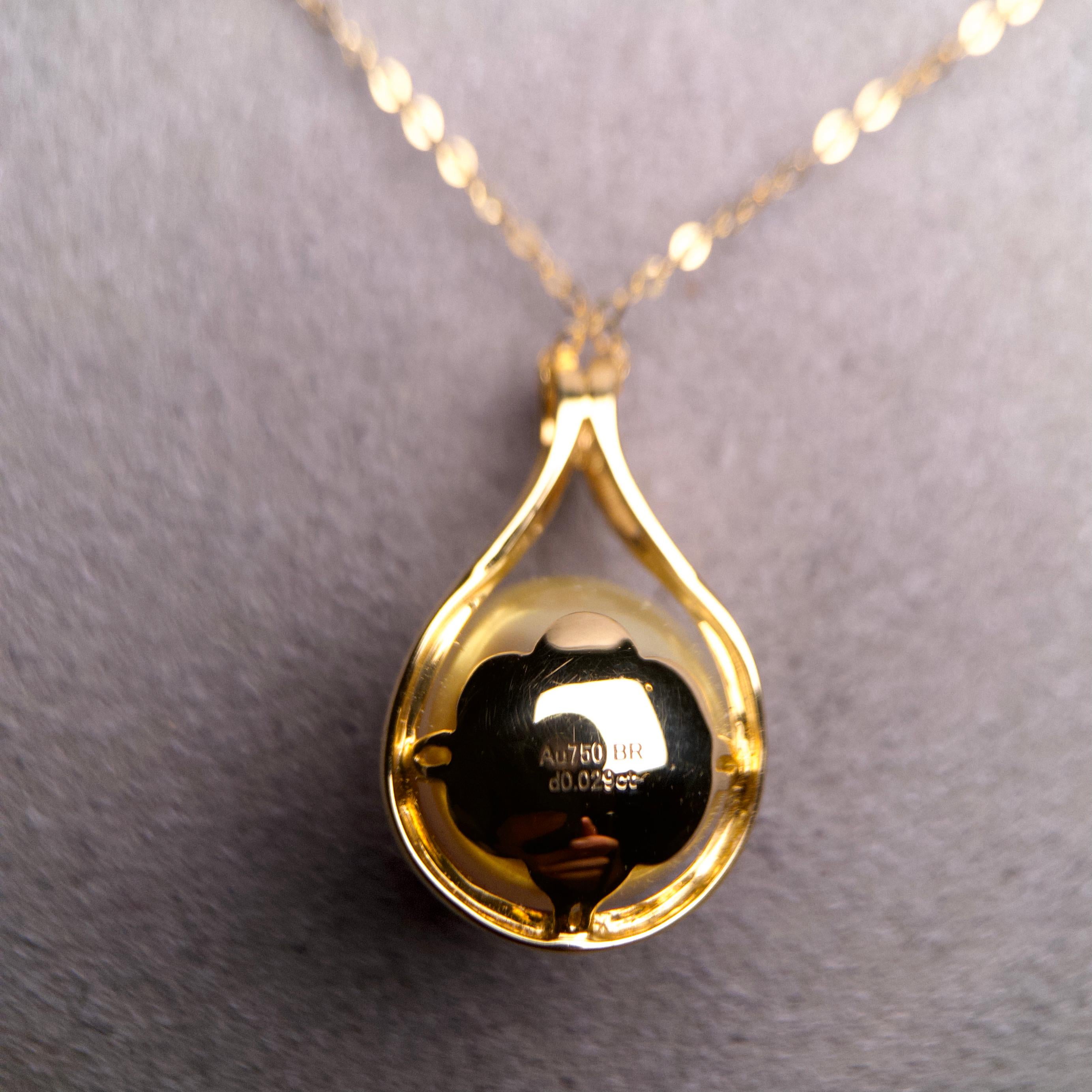 Women's Golden South Sea Pearl and Diamond Pendant in 18K Yellow Gold For Sale