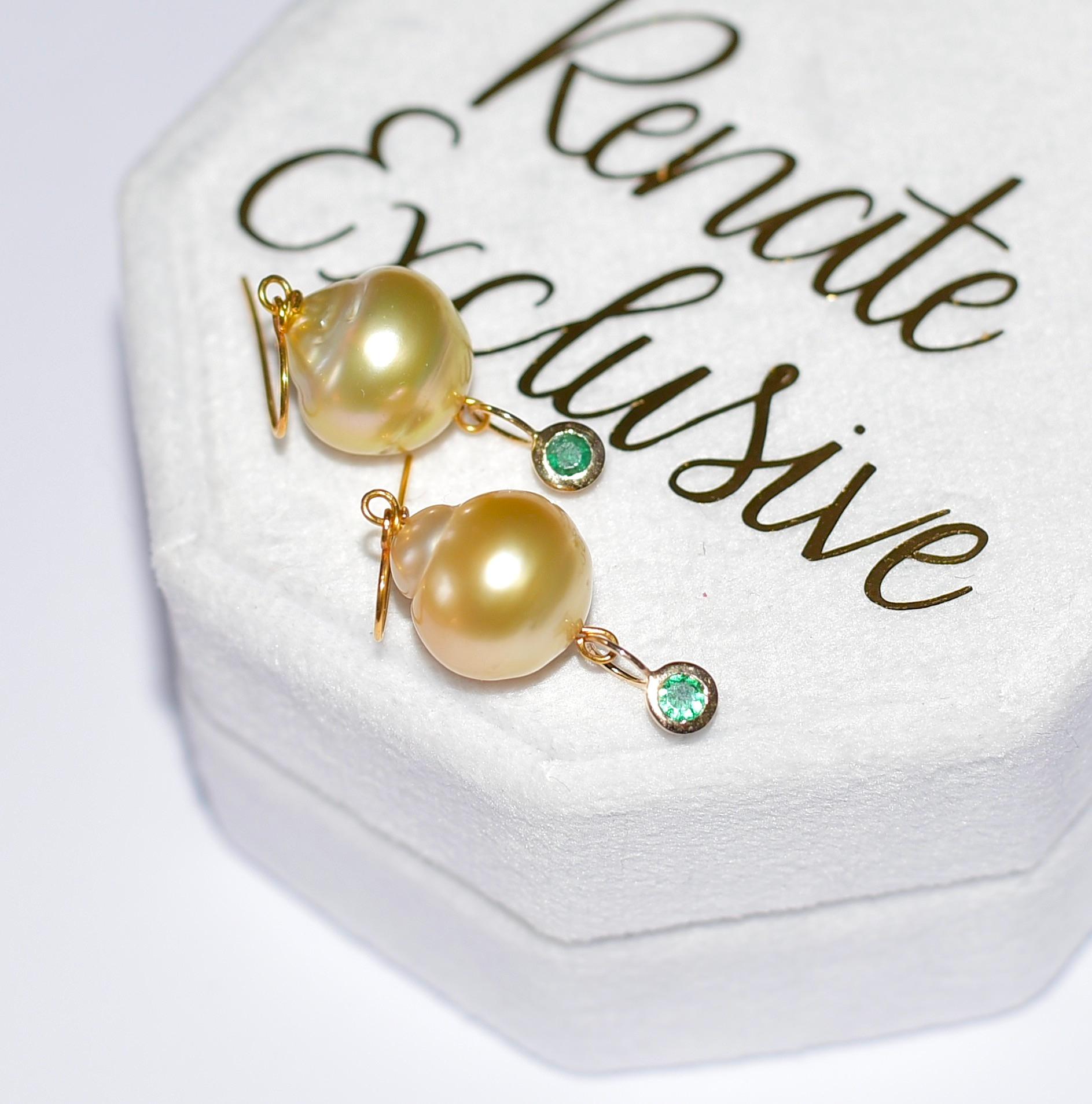 Golden South Sea Pearl and Natural Emerald Earrings in 18K Solid Yellow Gold In New Condition In Astoria, NY
