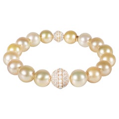 Bracelet perles des mers du Sud avec orbes incrustées de diamants en or jaune 18 carats