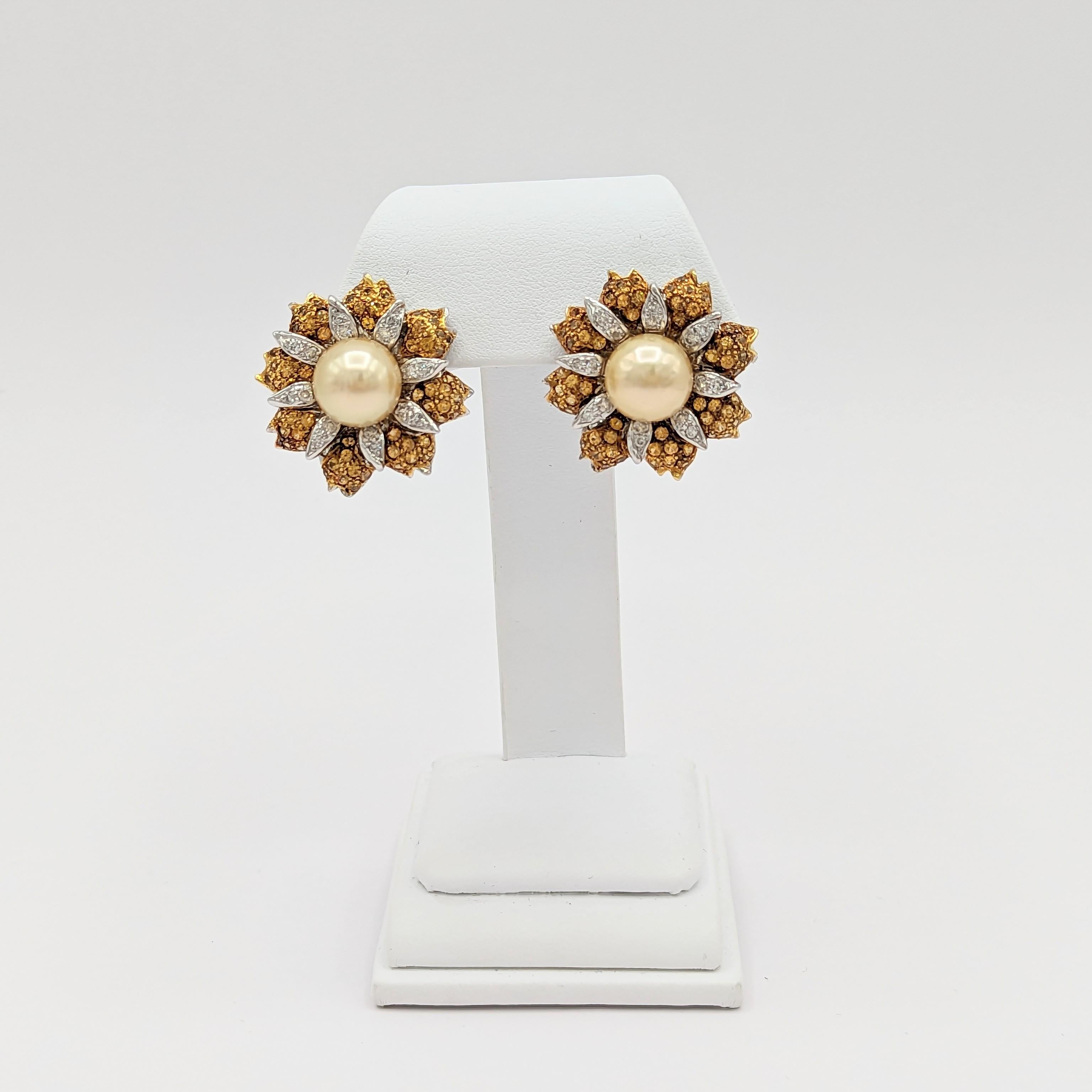 Goldene Blumenohrringe aus 18 Karat Gold mit Südseeperle, Citrin und weißen Diamanten 1