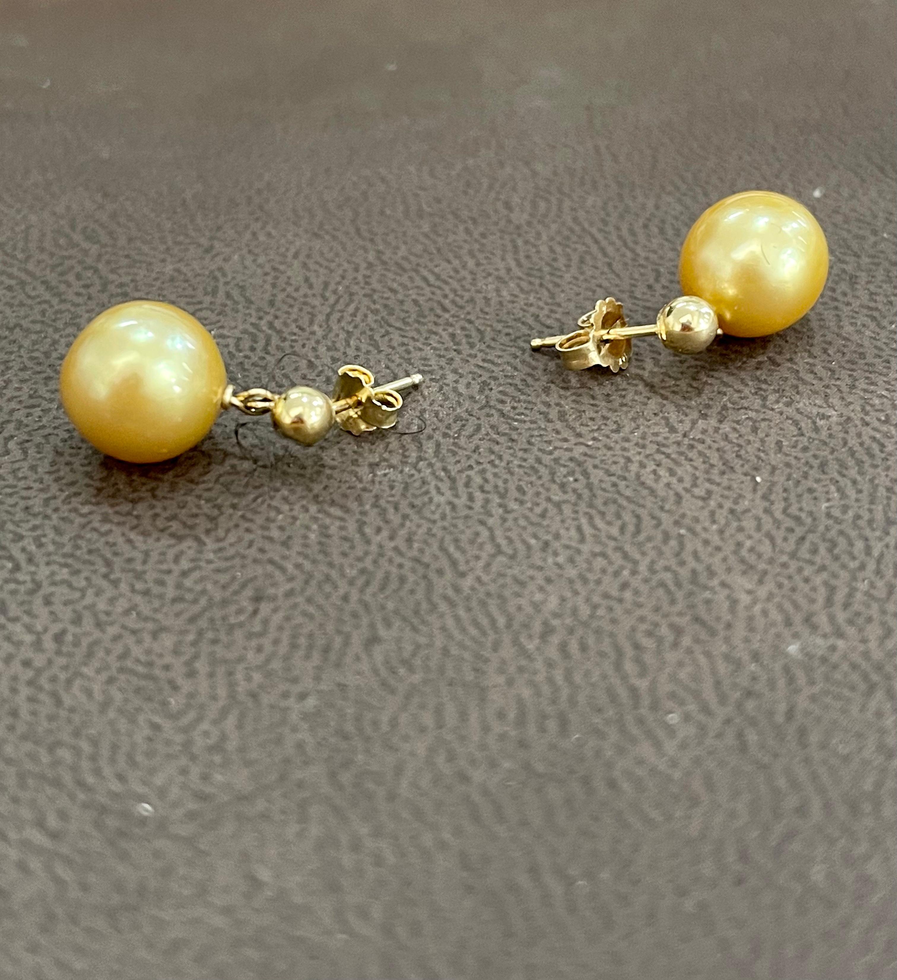 Golden South Sea Pearl Dangling Earrings 14 Karat Yellow Gold For Sale 3