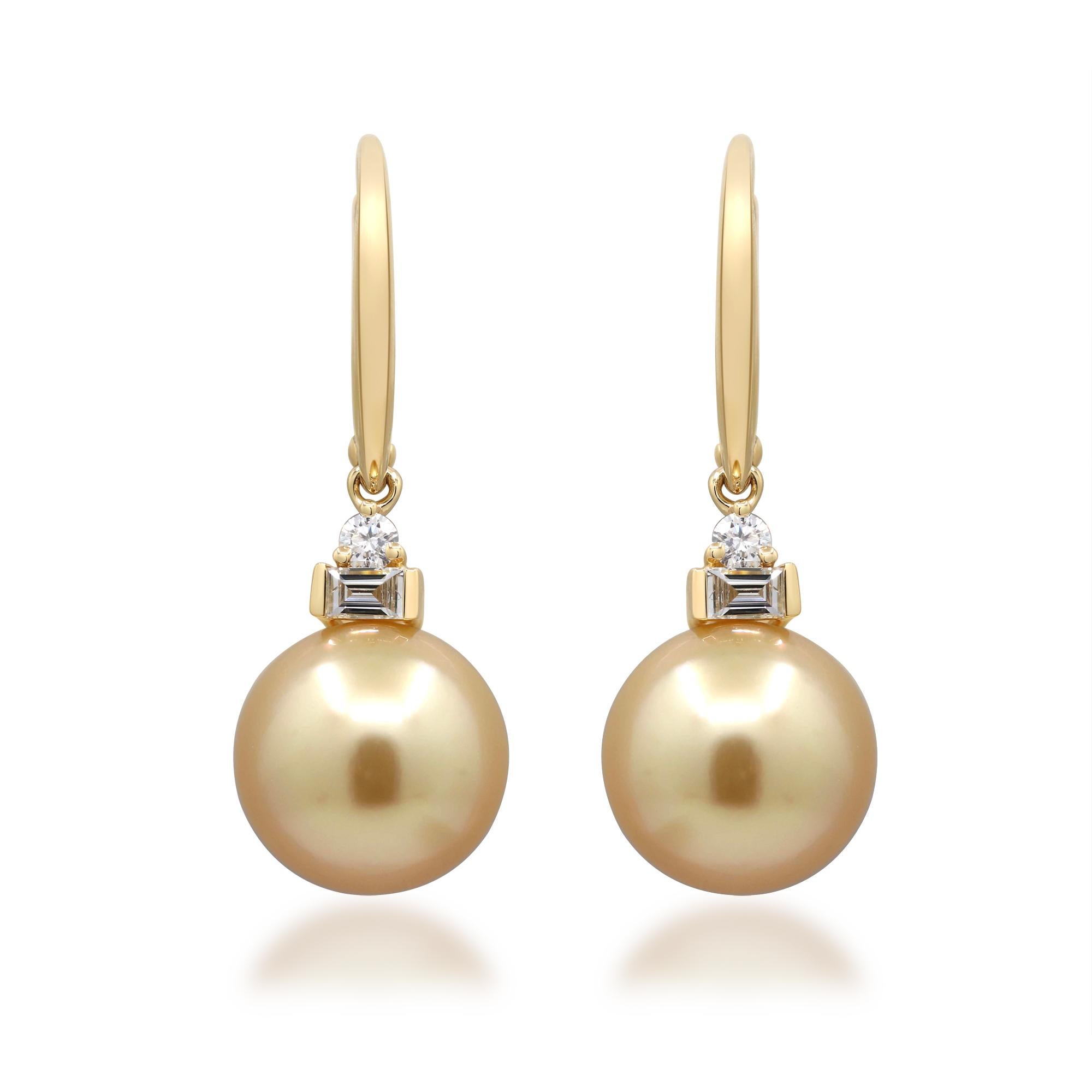 Pendientes de oro amarillo de 14 quilates con perla dorada del Mar del Sur y detalles de diamantes Art Decó en venta