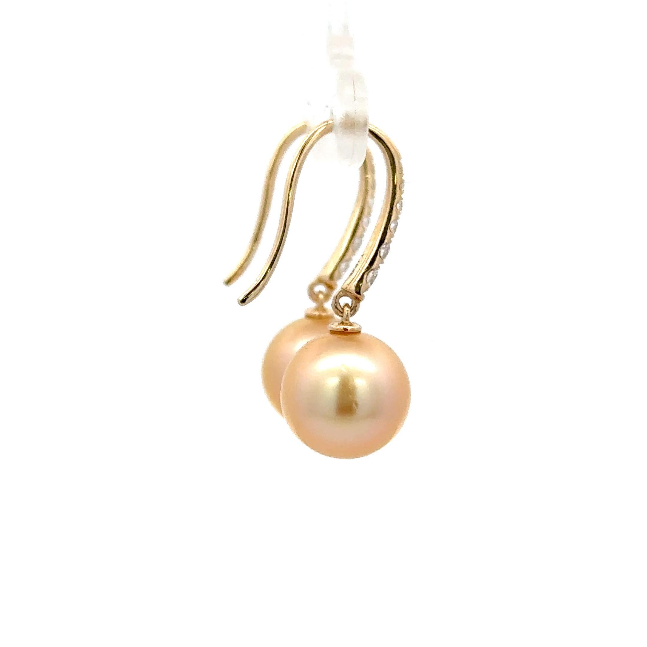 Women's Golden South Sea Pearl Diamond Drop Earrings 0.30 Carats 10-11 MM 14KT Gold For Sale