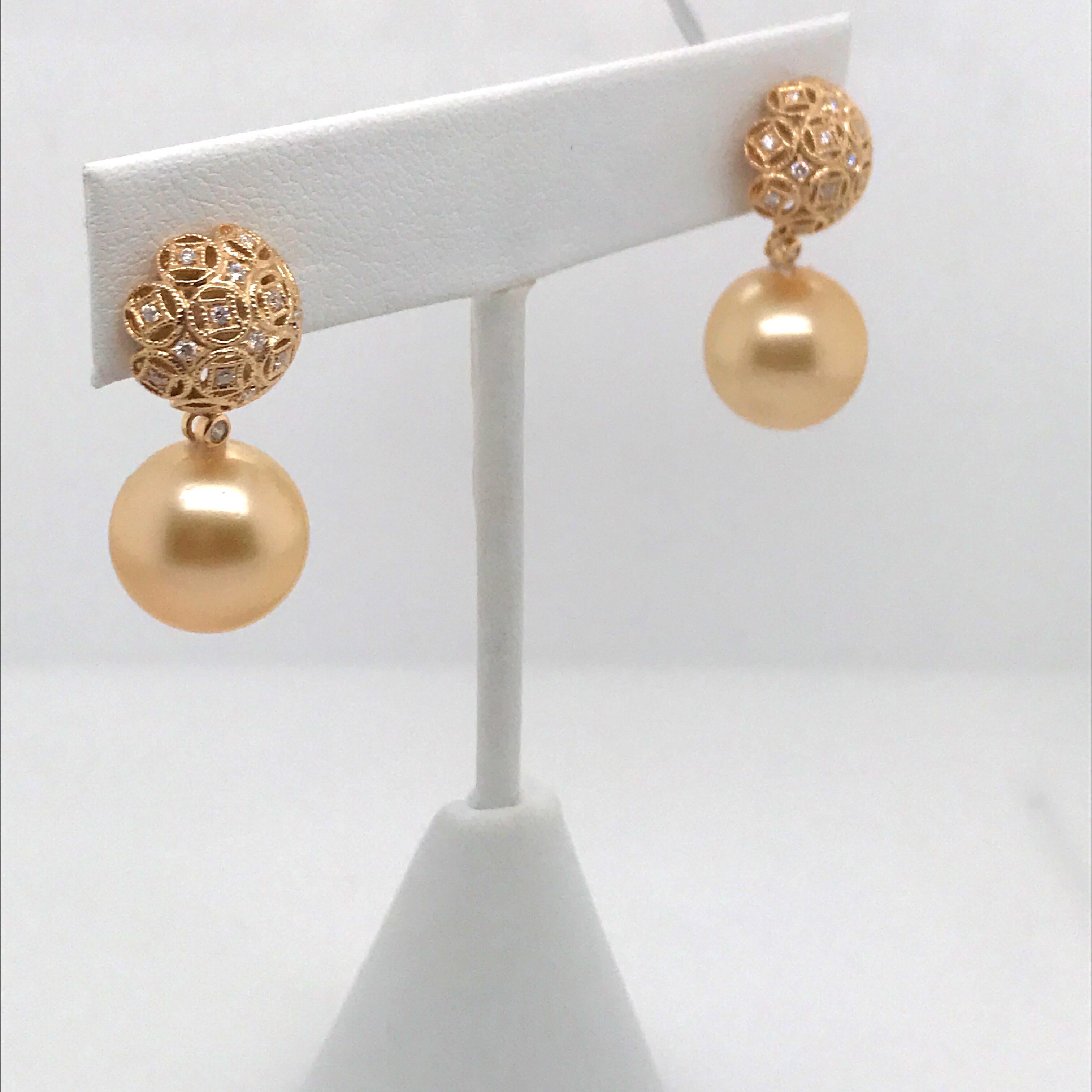 Golden South Sea Pearl Diamond Drop Earrings 0.30 Carat 18 Karat Yellow Gold In New Condition For Sale In New York, NY