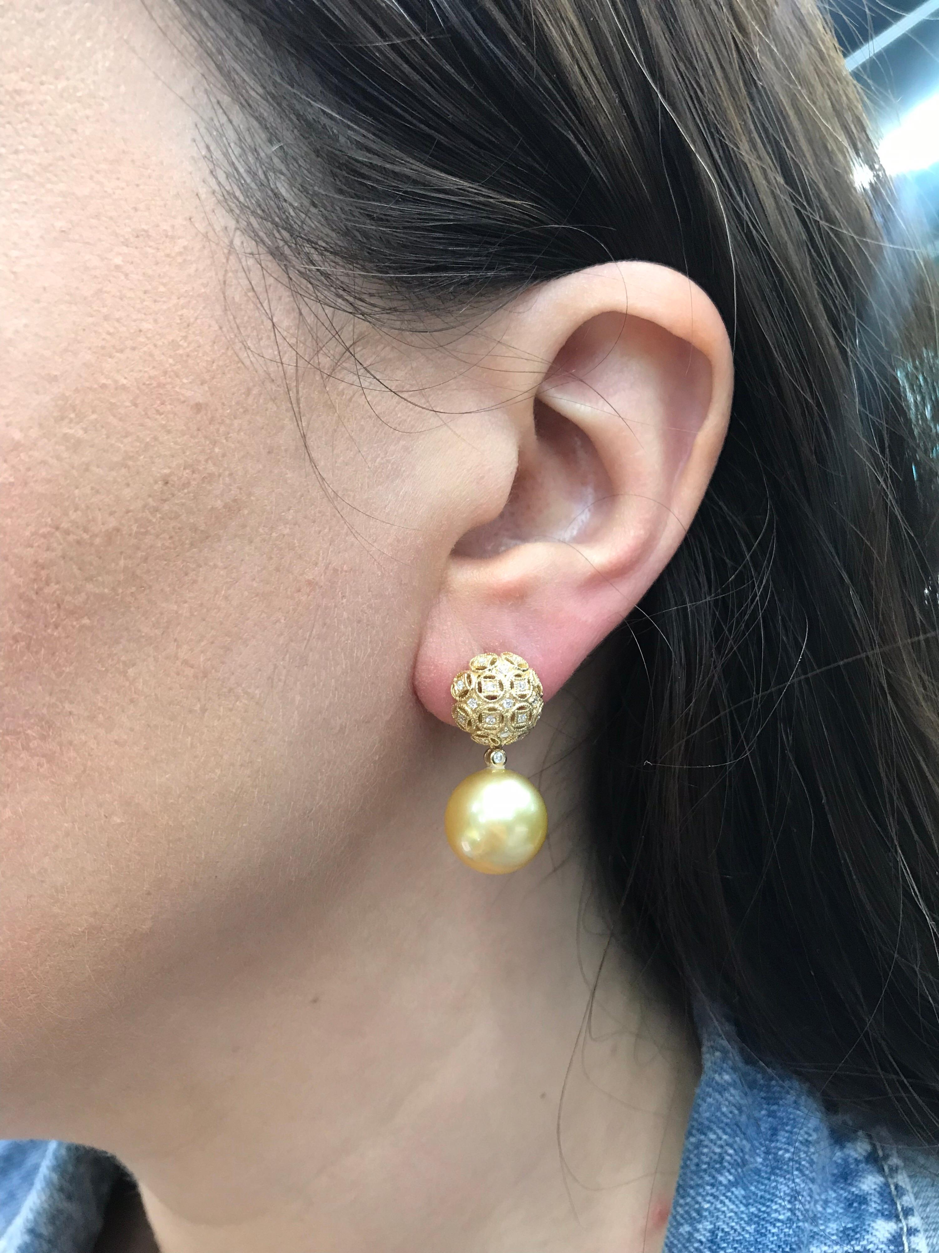 Women's Golden South Sea Pearl Diamond Drop Earrings 0.30 Carat 18 Karat Yellow Gold For Sale