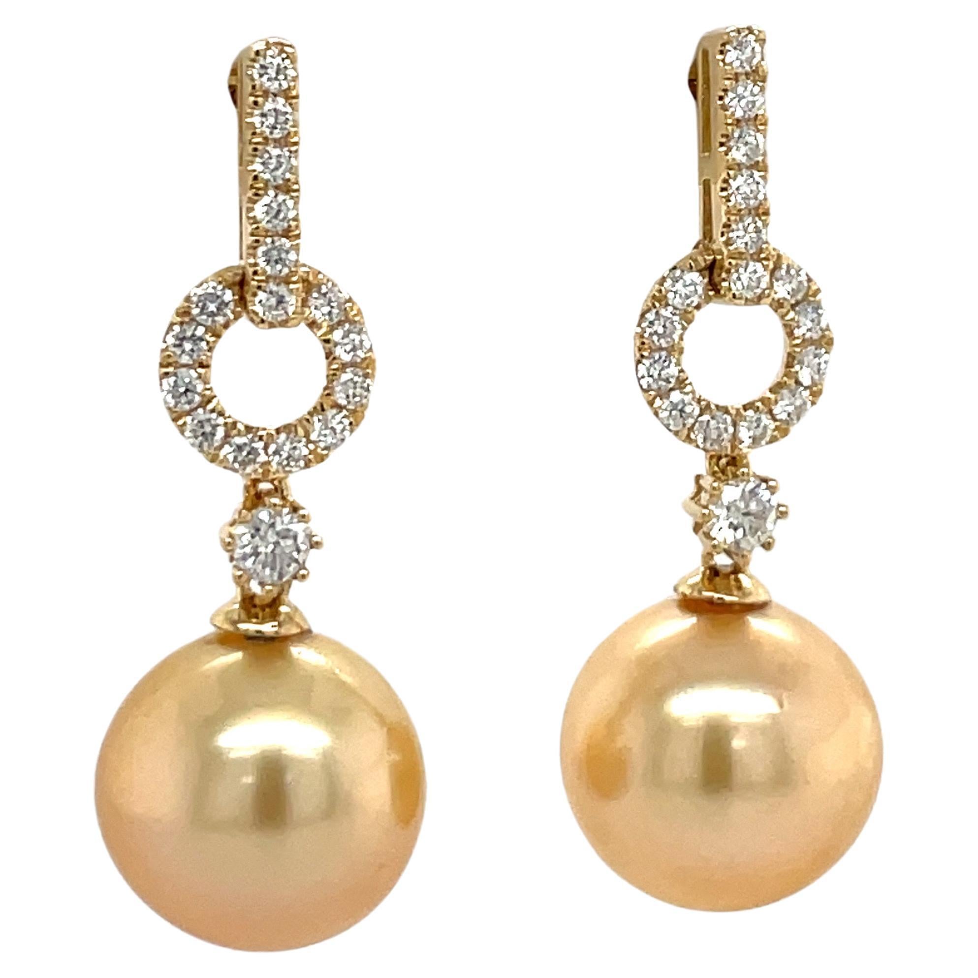 Goldene Südsee Perle Diamant Tropfen Ohrringe 0,61 Karat 18 Karat Gelb 11-12M (Zeitgenössisch) im Angebot
