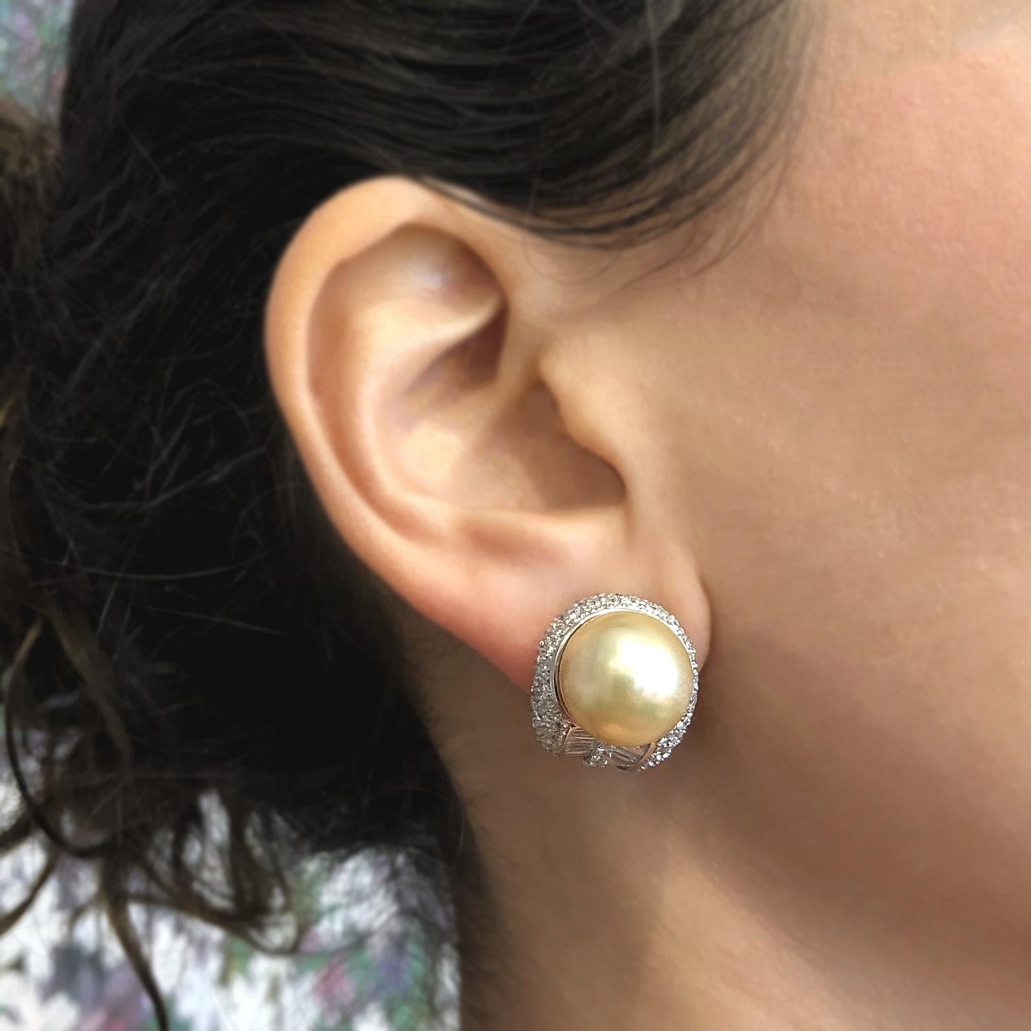 Women's Golden South Sea Pearl Diamond Gold Earrings For Sale