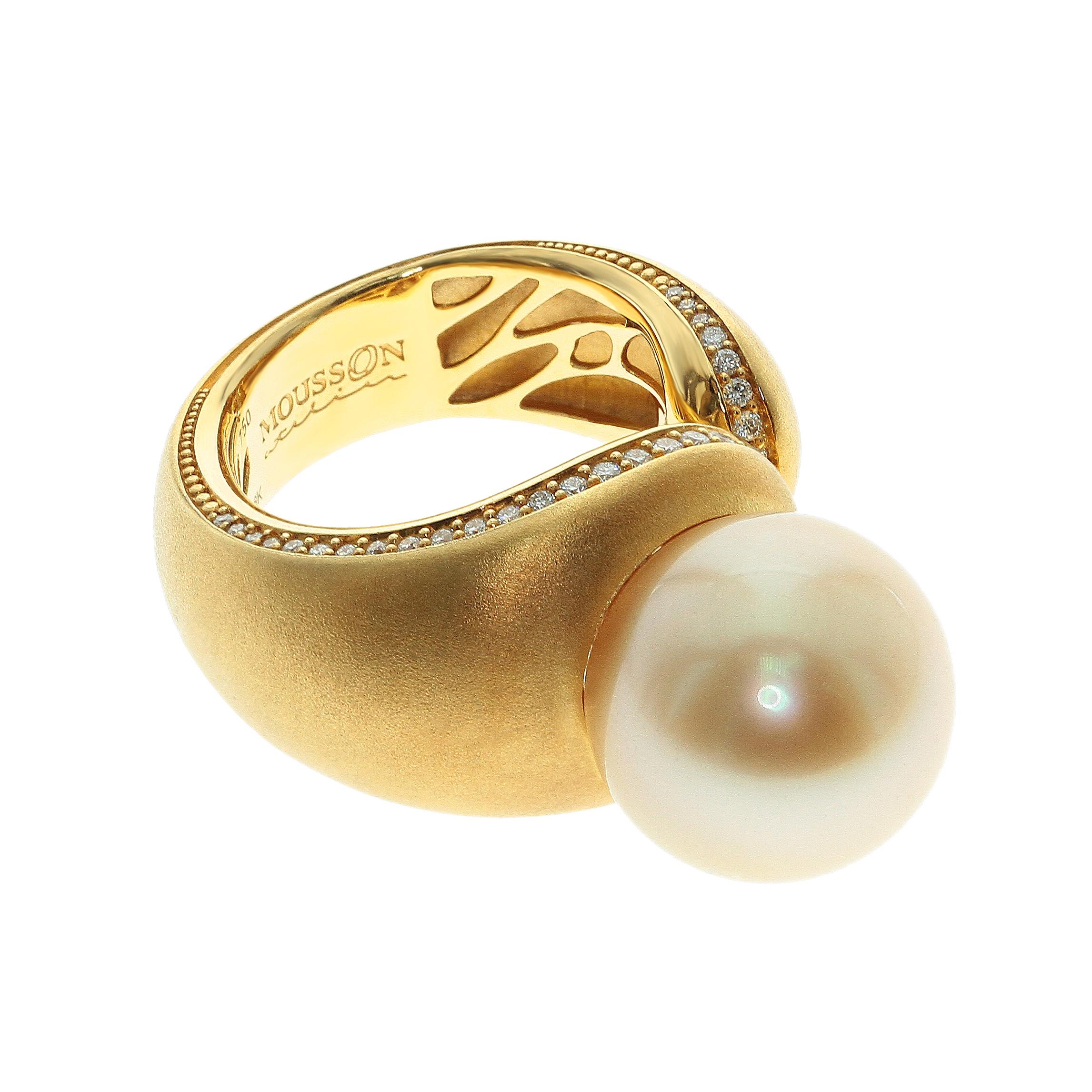 Golden South Sea Pearl Diamonds Cocktail Ring
Very comfortable Ring. Smooth design in combine with a smooth surface of a pearl gives perfect result. Brown diamonds carefully selected to support the pearl color. Pure triumph of Golden!!!
Please