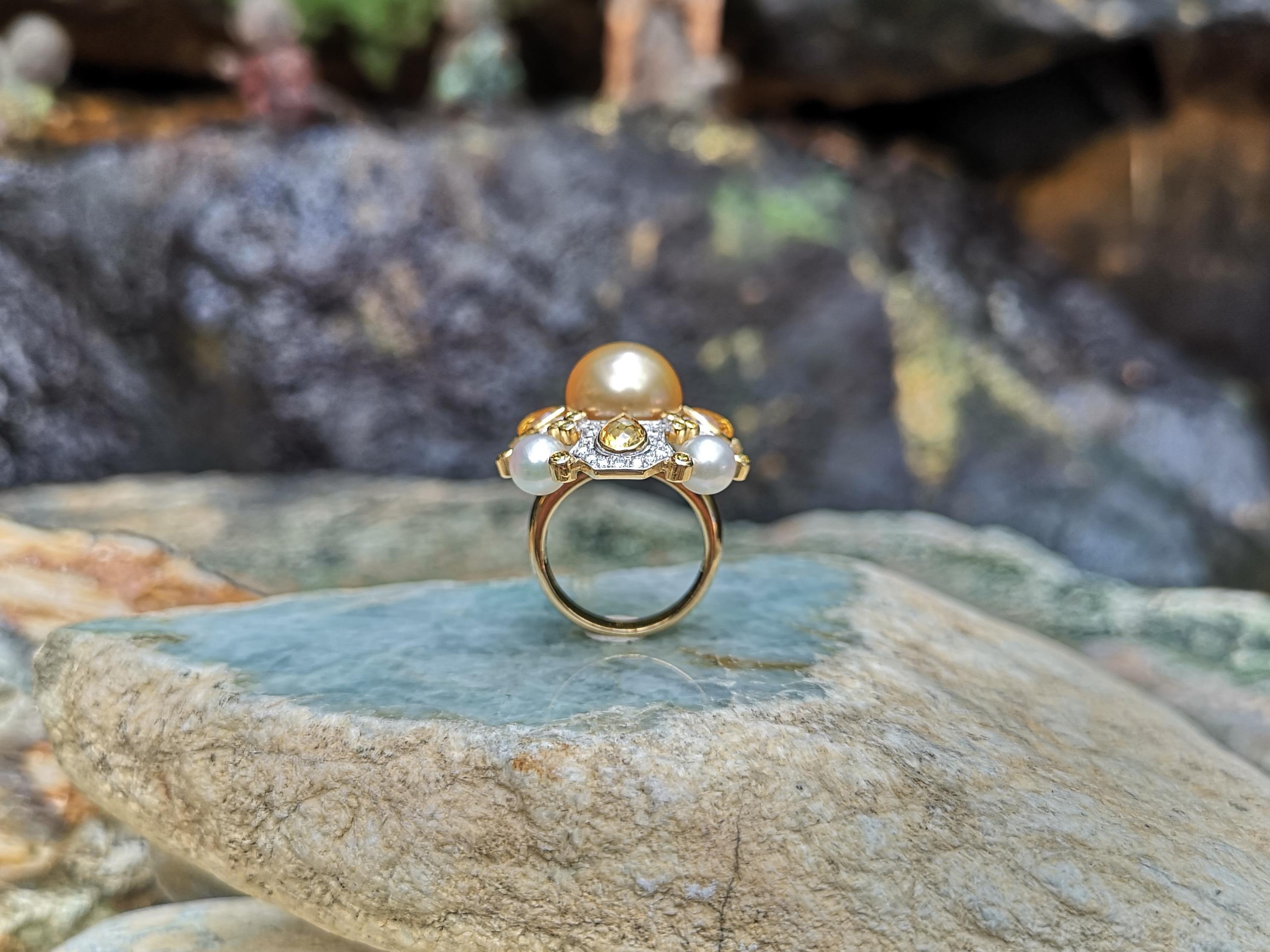 Golden South Sea Pearl, Fresh Water Pearl, Yellow Sapphire Ring in 18k Gold For Sale 3