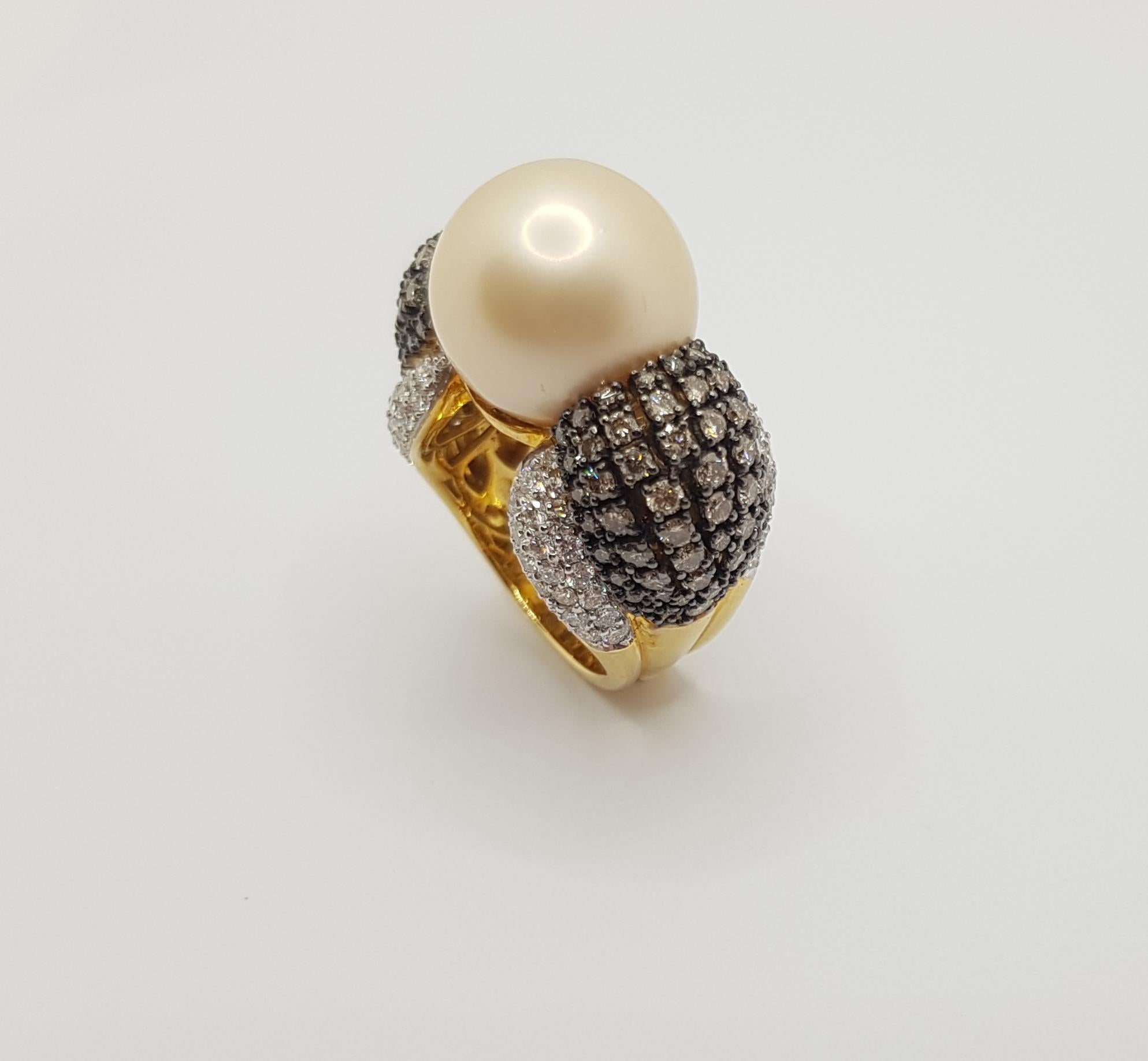 Golden South Sea Pearl with Brown Diamond and Diamond Ring Set in 18 Karat Gold For Sale 2
