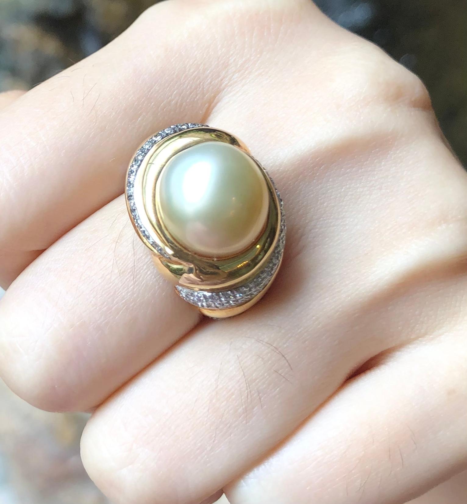 Brilliant Cut Golden South Sea Pearl with Brown Diamond Ring Set in 18 Karat Gold Settings For Sale