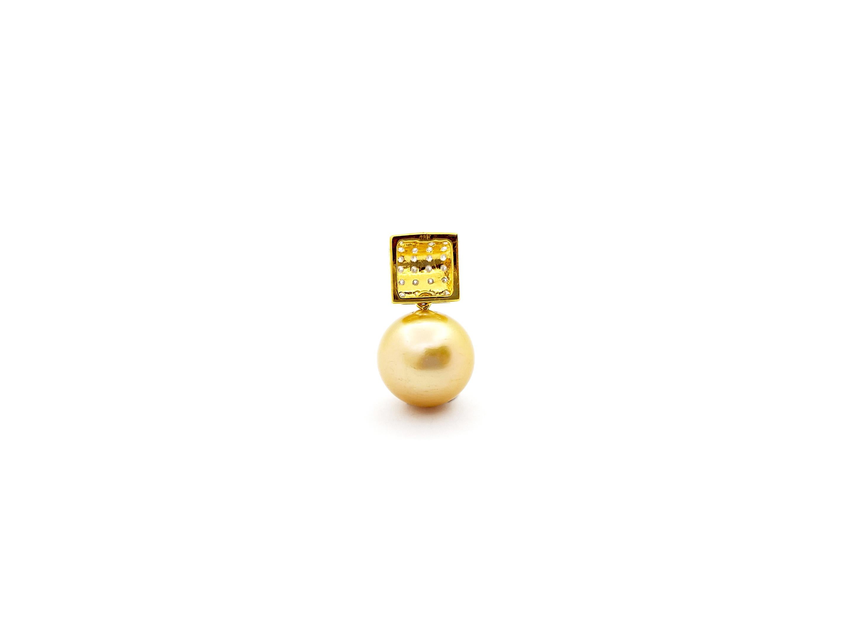 Pendentif en or rose 18 carats serti de perles dorées des mers du Sud et de diamants Pour femmes en vente
