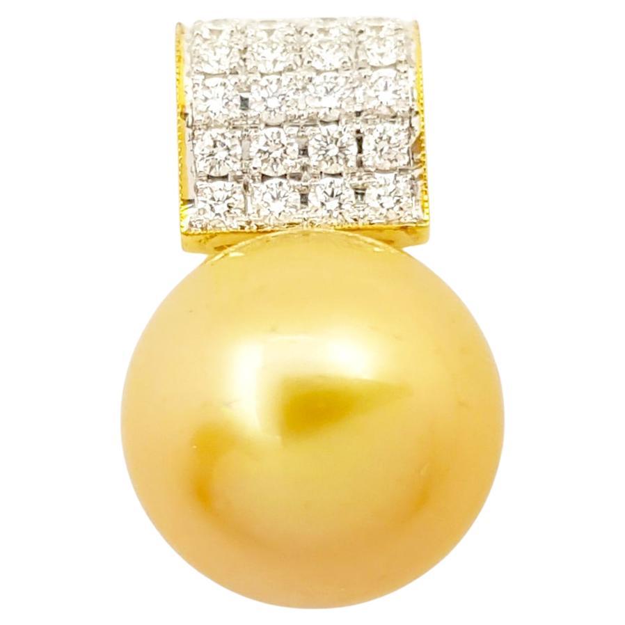Golden South Sea Pearl with Diamond Pendant set in 18K Rose Gold Settings For Sale