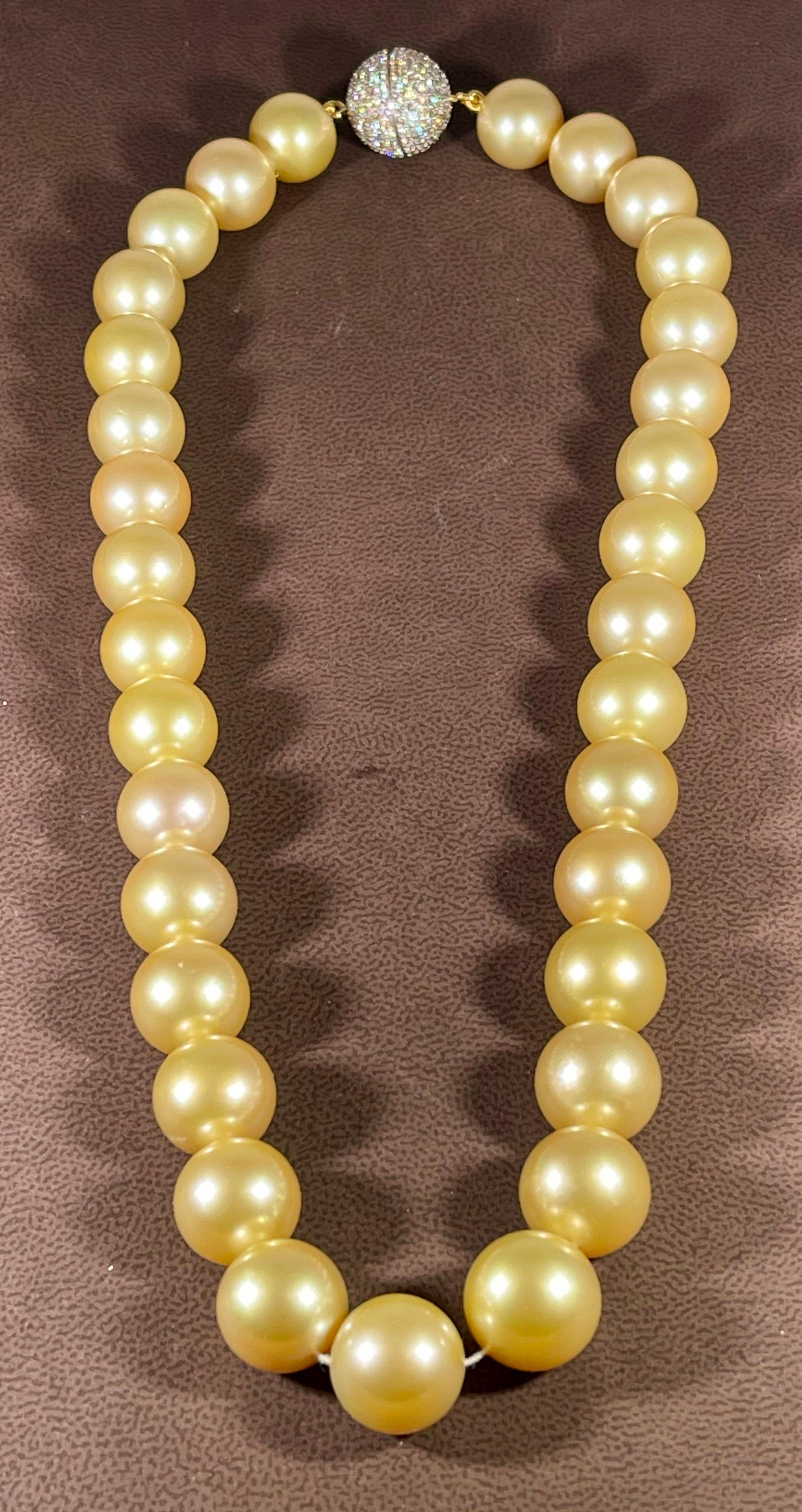 Golden South Sea Pearls Strand Necklace 14 Karat Gold Diamond Ball Clasp 6 ct 4