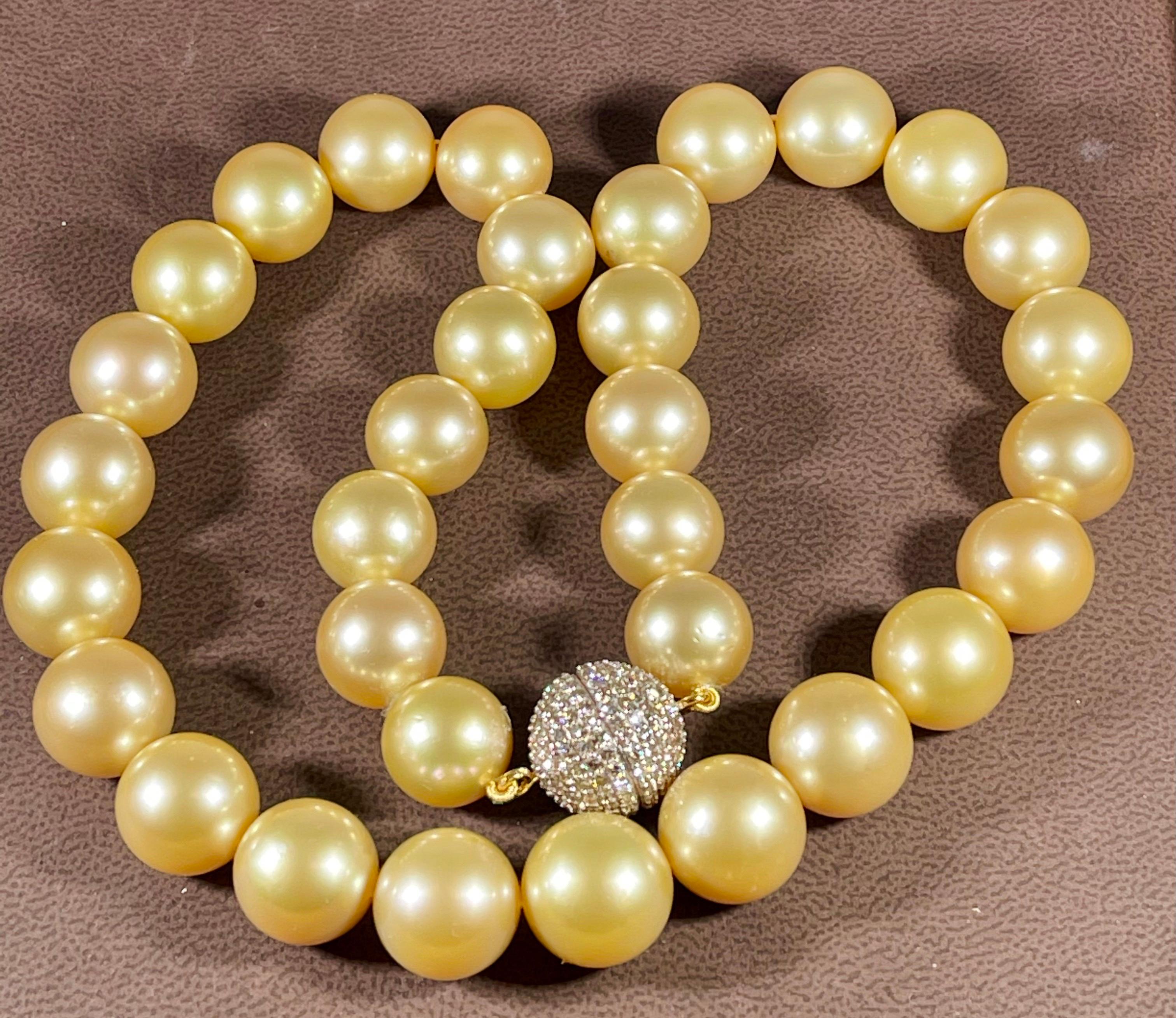 Golden South Sea Pearls Strand Necklace 14 Karat Gold Diamond Ball Clasp 6 ct 6