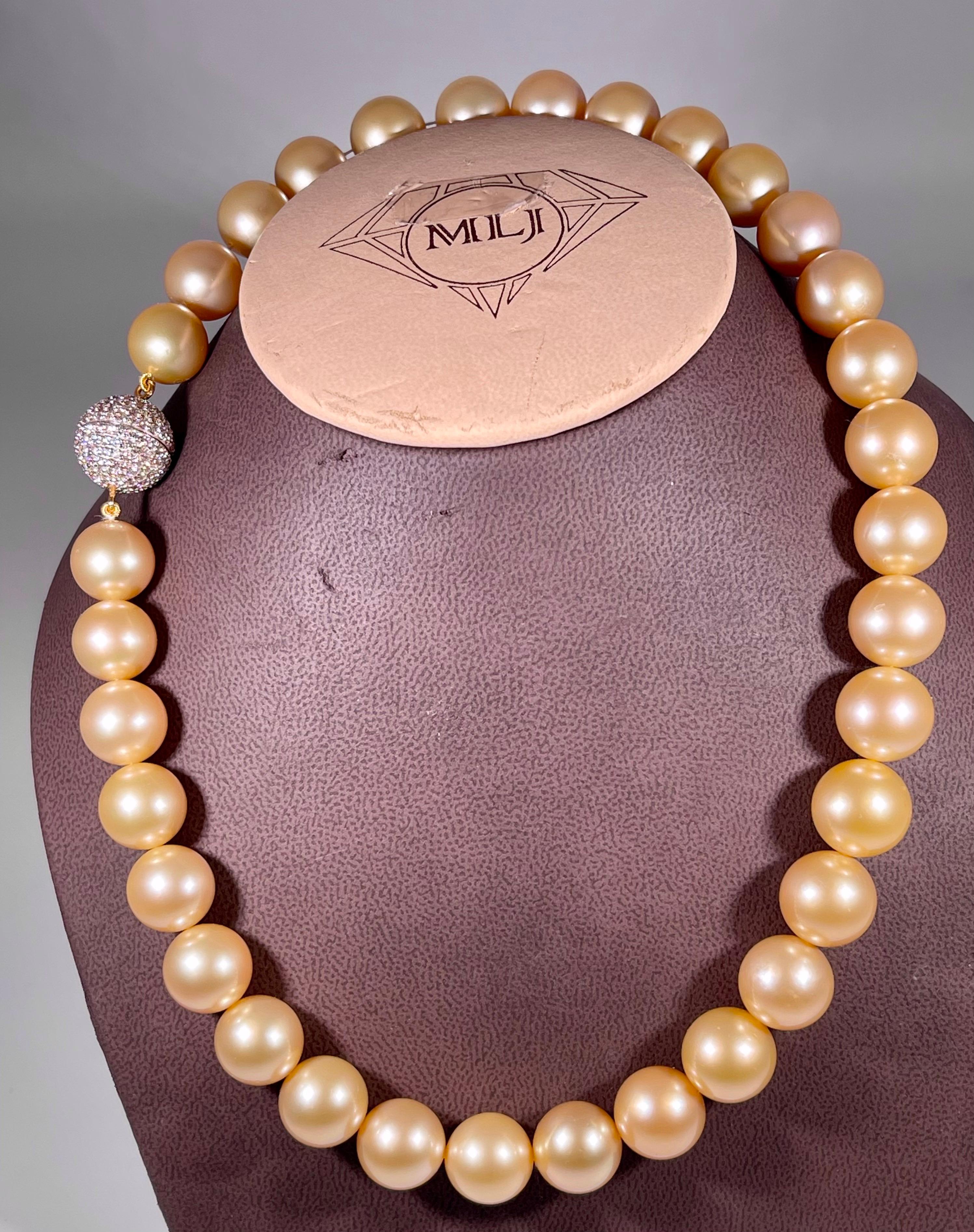 Women's Golden South Sea Pearls Strand Necklace 14 Karat Gold Diamond Ball Clasp 6 ct