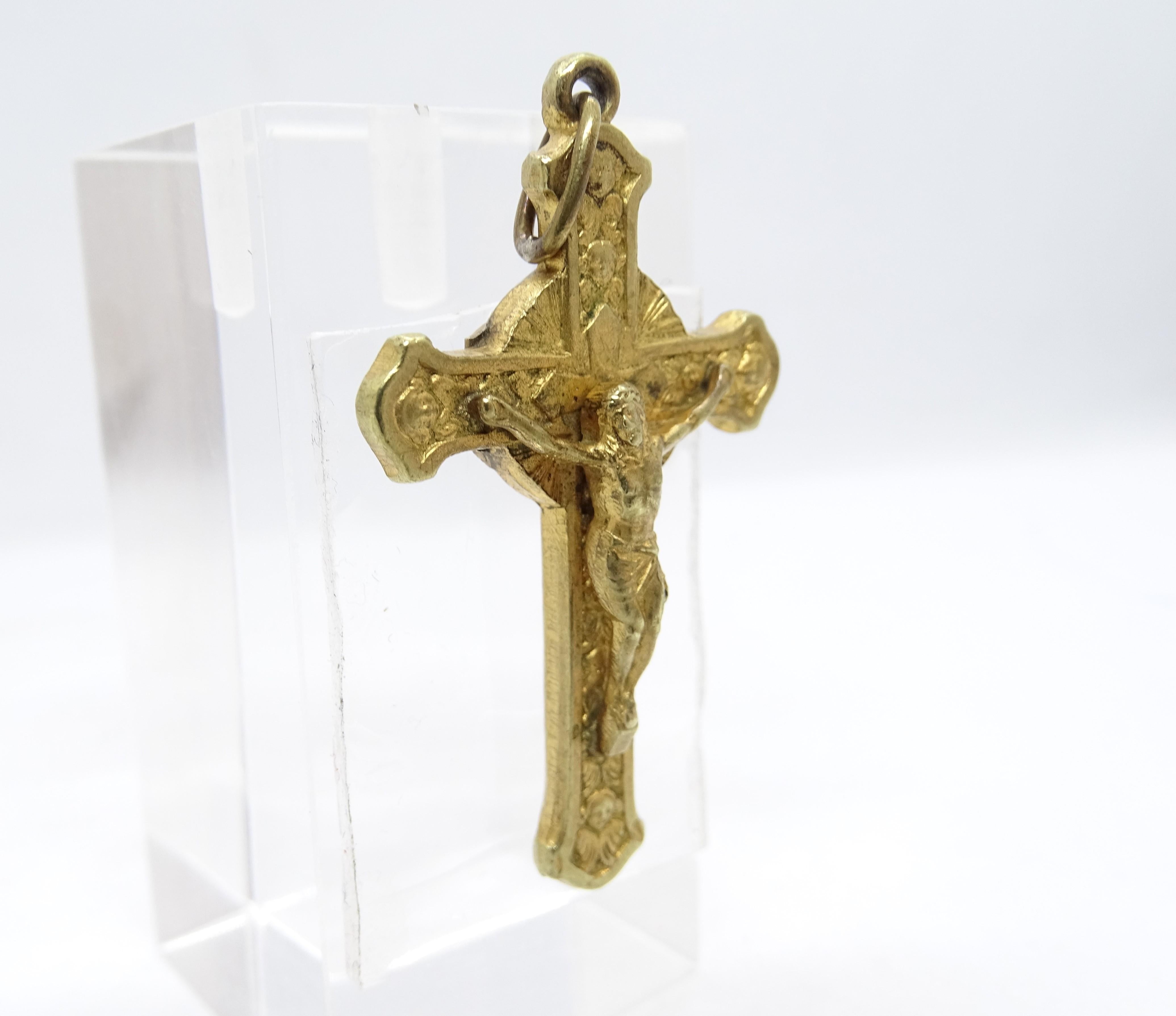 Pendentif Crucifix espagnol doré Saint Anton Mº Claret Reliquaire Crucifix en vente 5