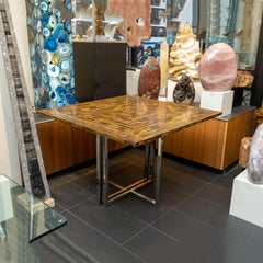 Goldener quadratischer Tigerauge-Tisch mit Metallfuß