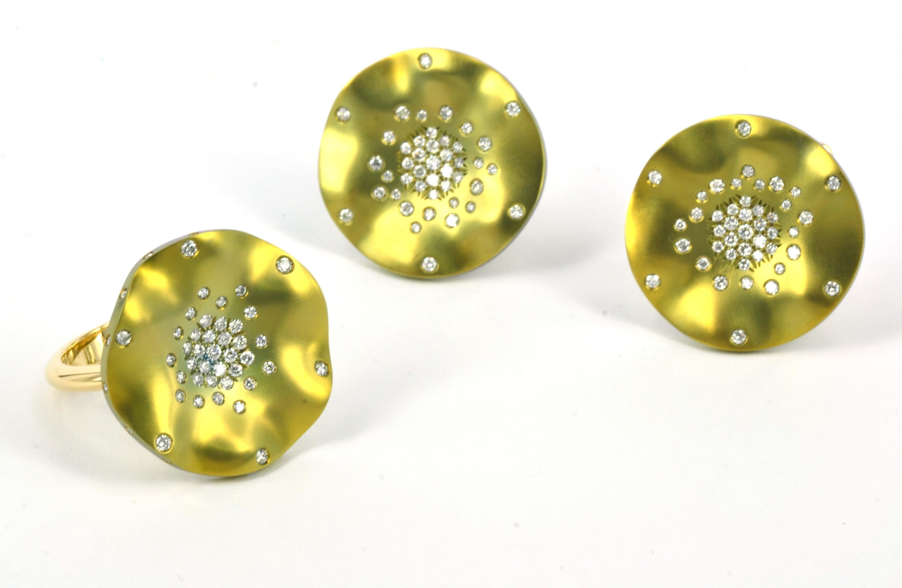 Anillo Morning Glory Oro Amarillo 18KT Titanio Dorado Diamantes en venta 1