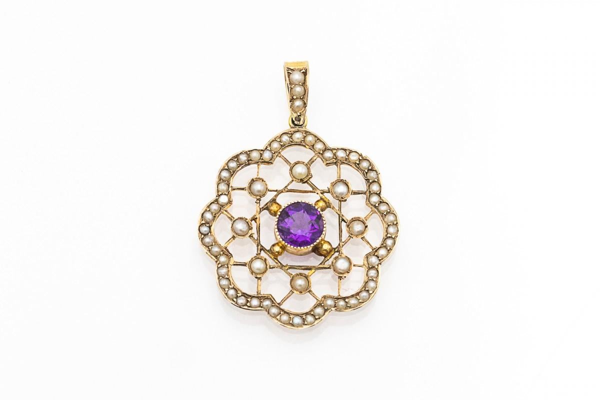 Golden Victorian pendant with natural pearls and amethyst, UK, 1910. in vendita 1