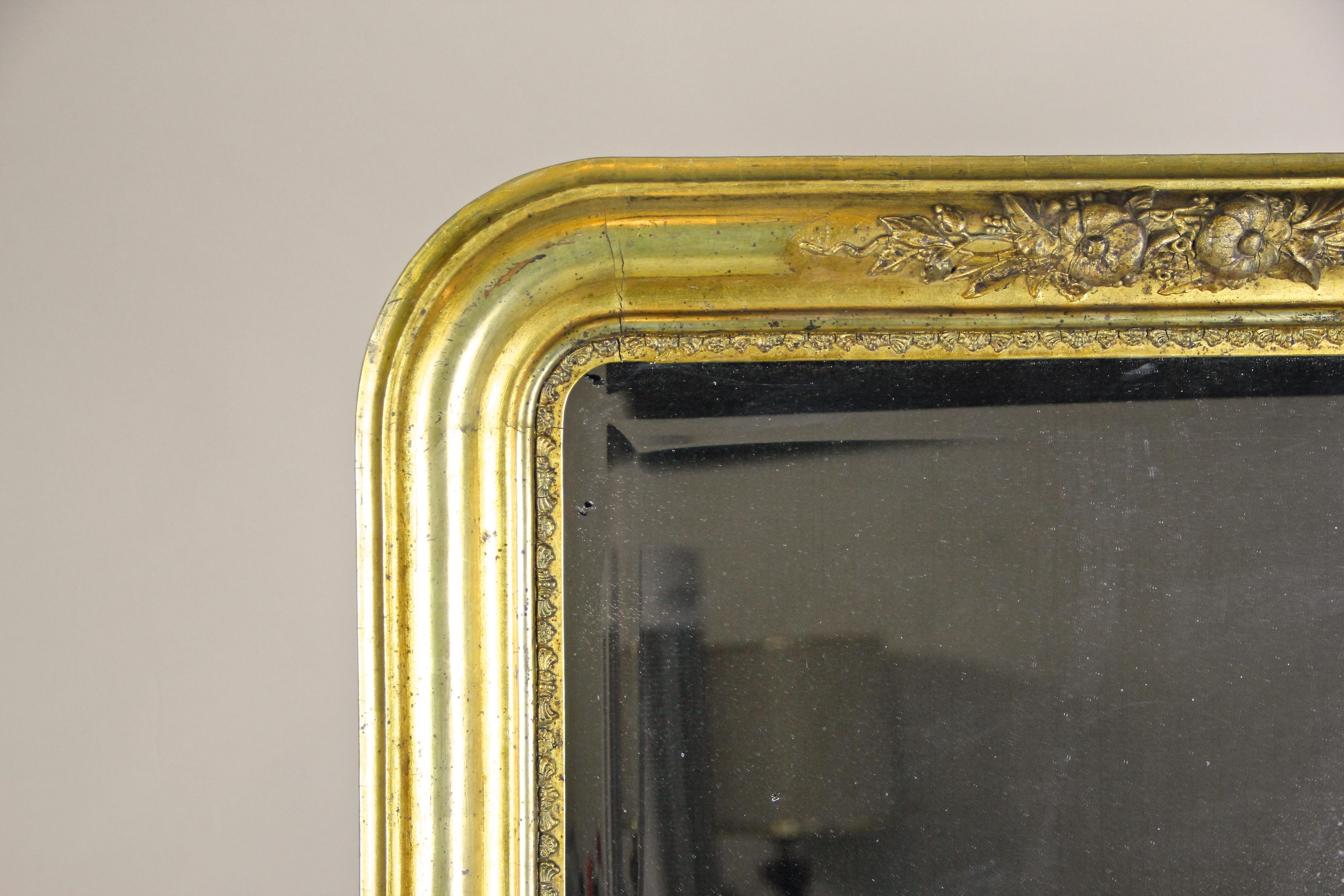 Austrian Golden Wall Mirror with Stucco Works Biedermeier Period, Austria, circa 1840