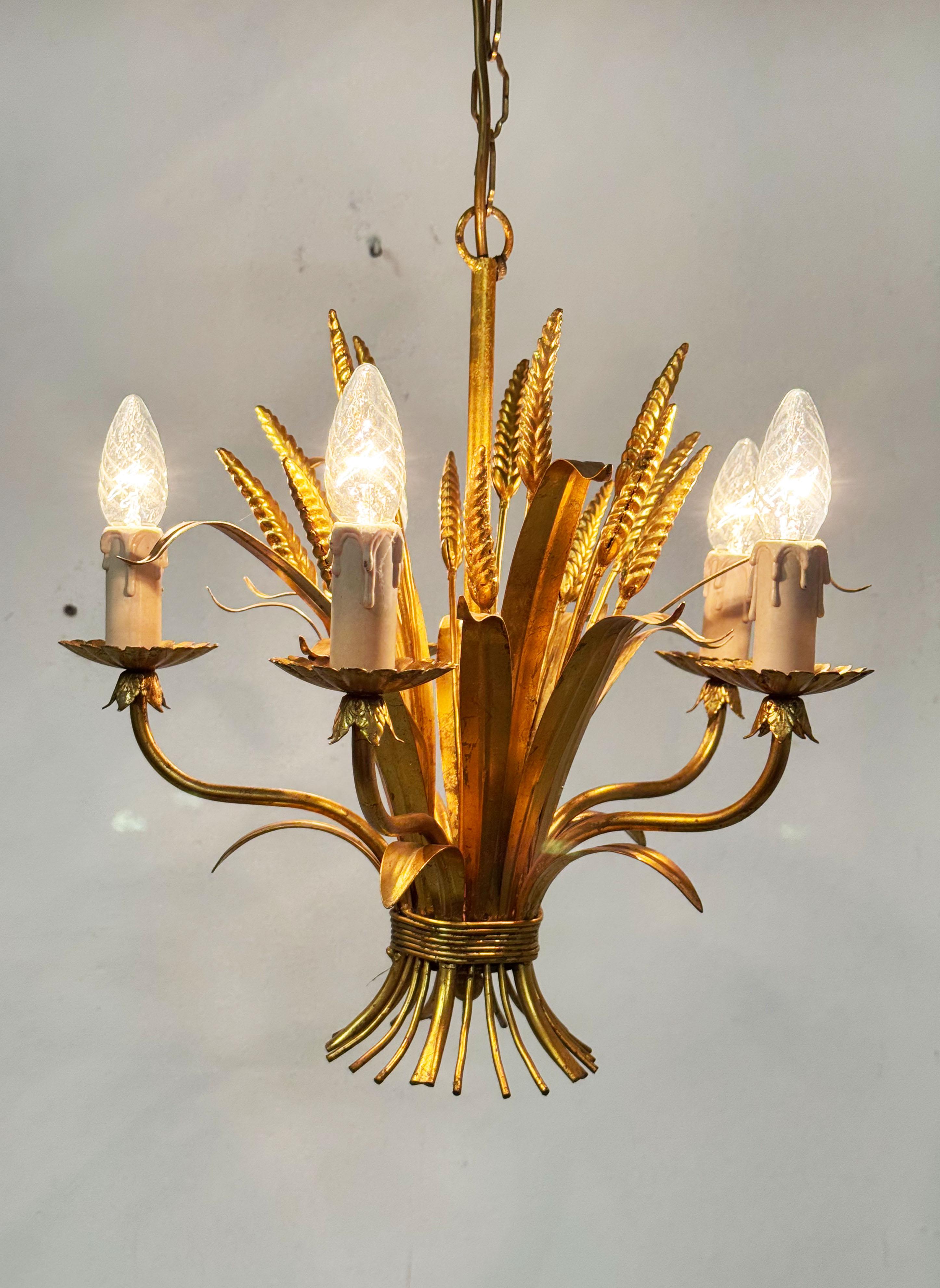 Lustre en forme de gerbe de blé doré par Hans Kögl en vente 7