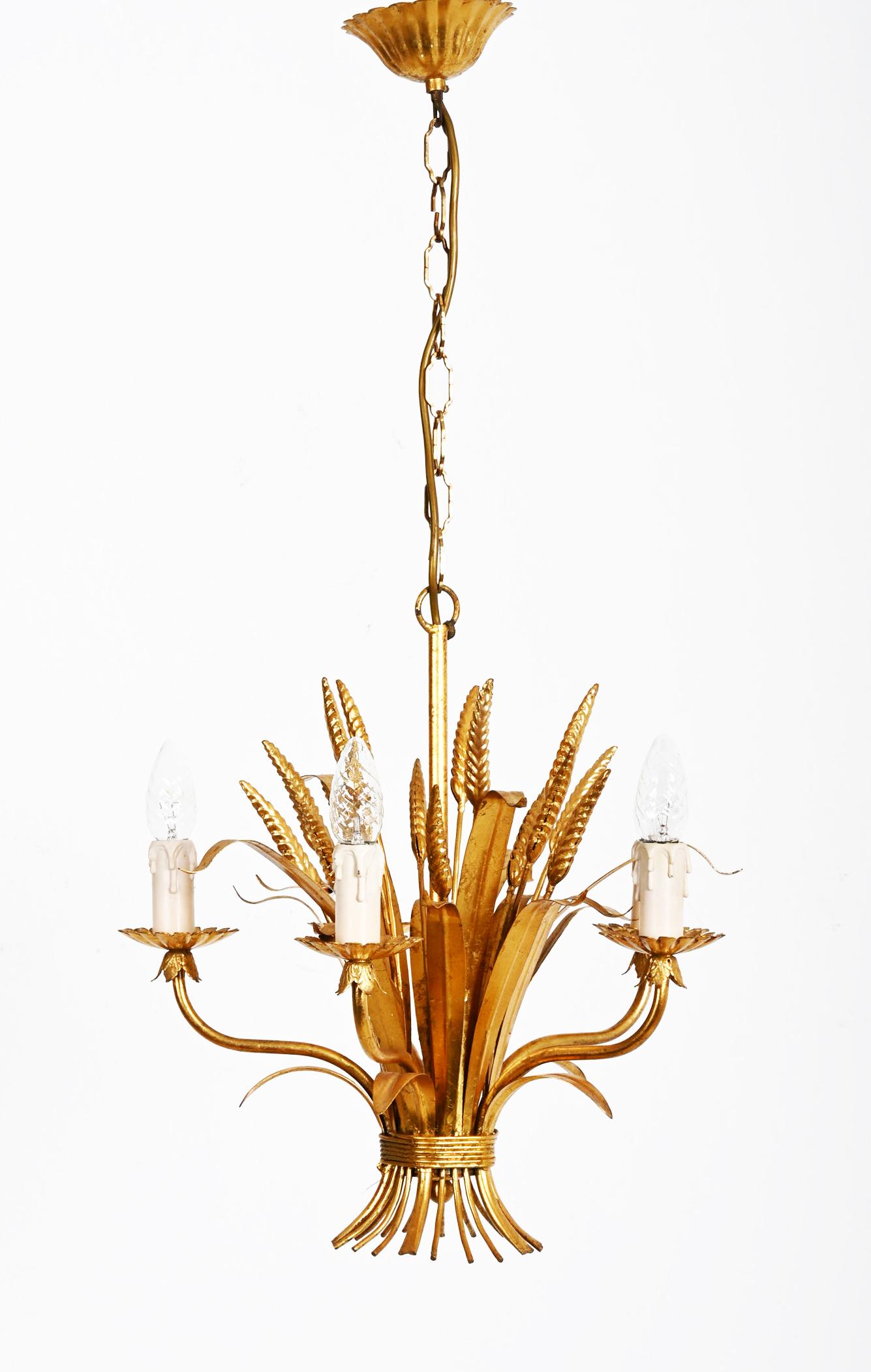 Mid-Century Modern Lustre en forme de gerbe de blé doré par Hans Kögl en vente