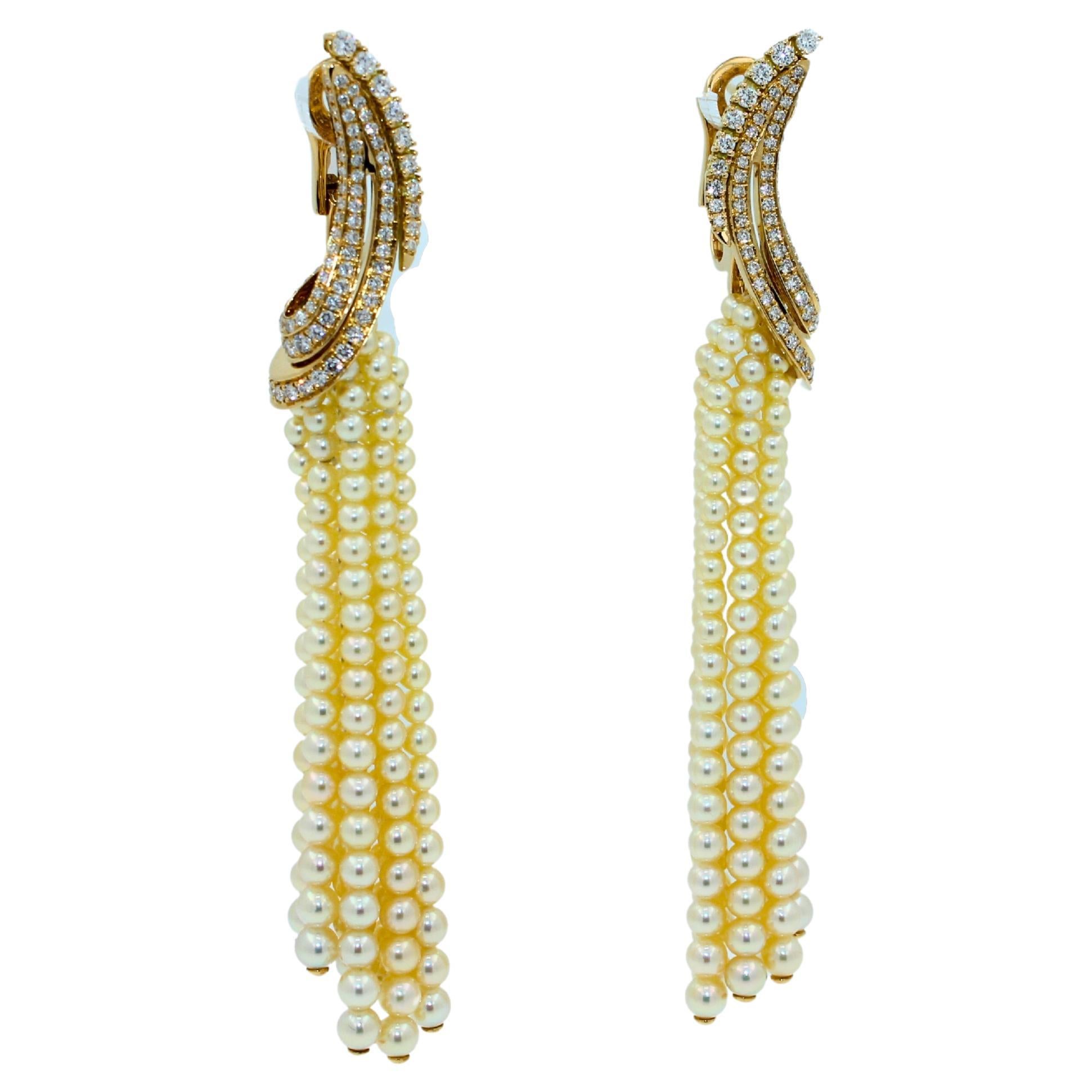 Akoya Pearl & Diamond Cascade Wave Earrings

Fun and playful, TWIST features rich ropes and/or multi-strand of Baby Akoya Pearls.  TWIST’s Baby Akoya’s range from 5mm to very rare 2.5mm in diameter Akoya pearls.  Each pearl is hand-picked and