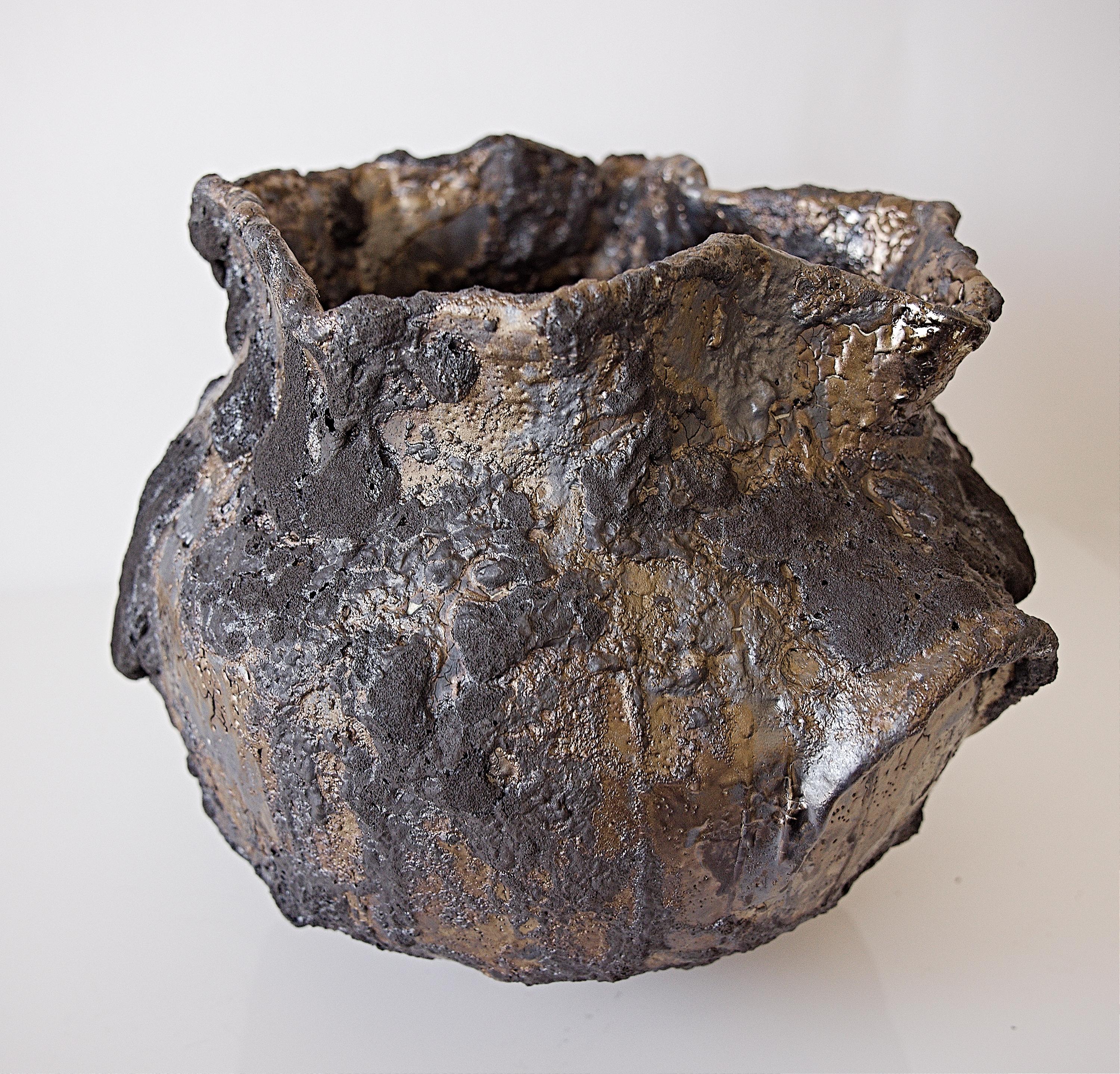 Vaso in legno A. Winter con maniglie in vendita 2