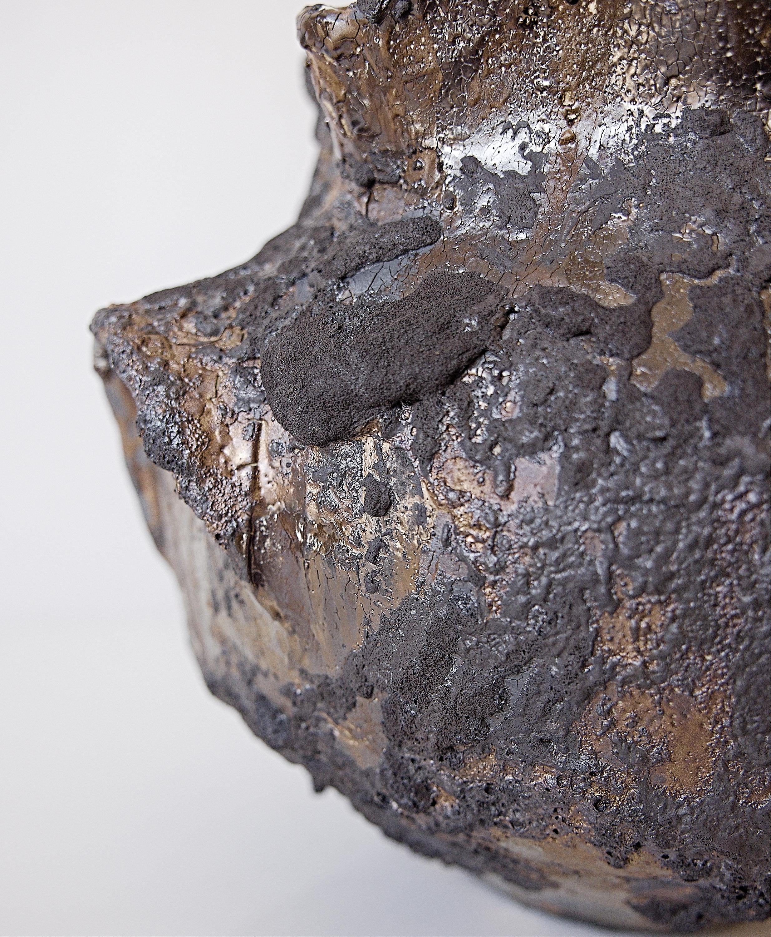 Vaso in legno A. Winter con maniglie In condizioni Nuovo in vendita a Van Nuys, CA