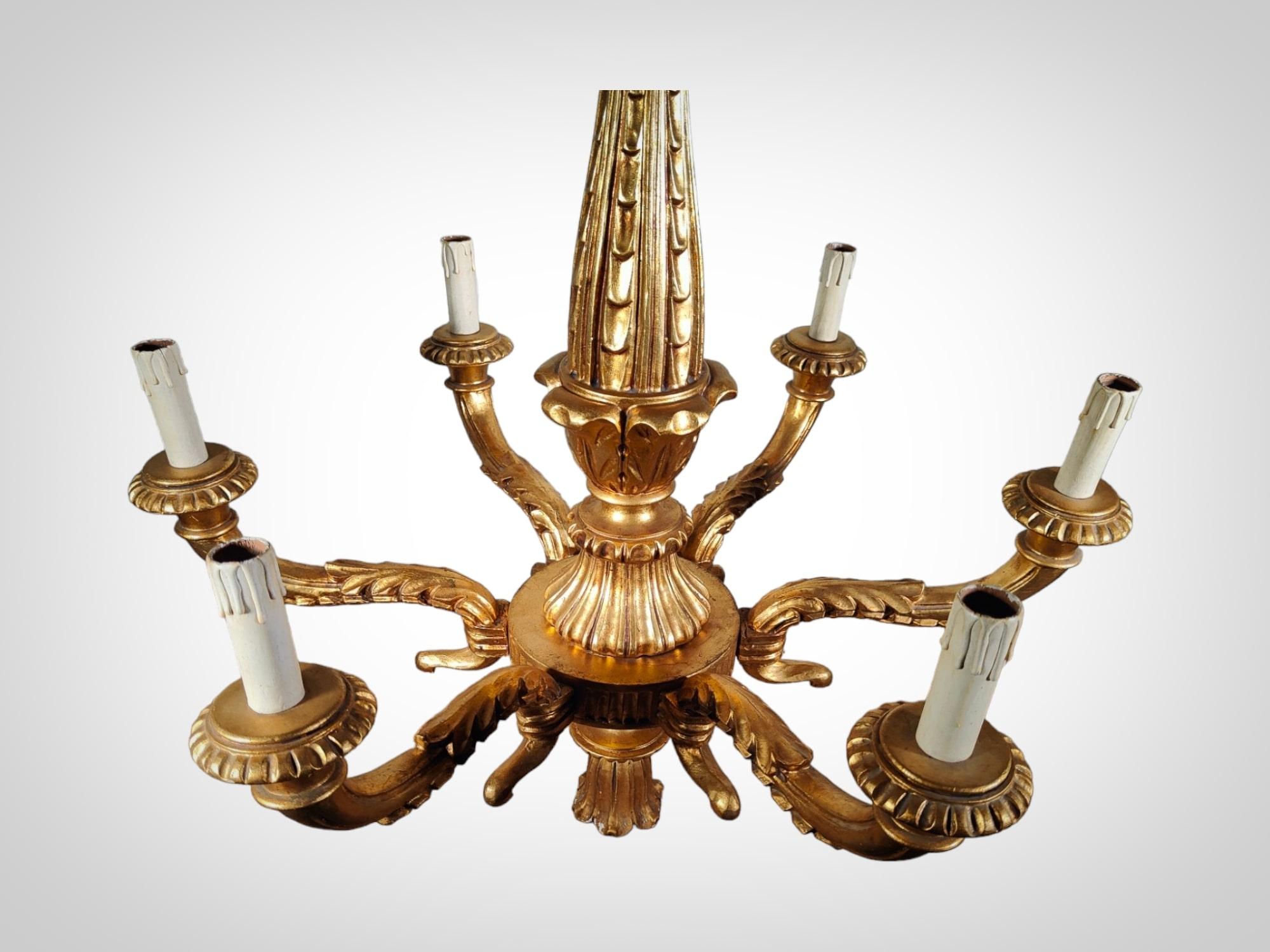 Golden Wood Ceiling Lamp: Elegant 1950s Italian Craftsmanship For Sale 3