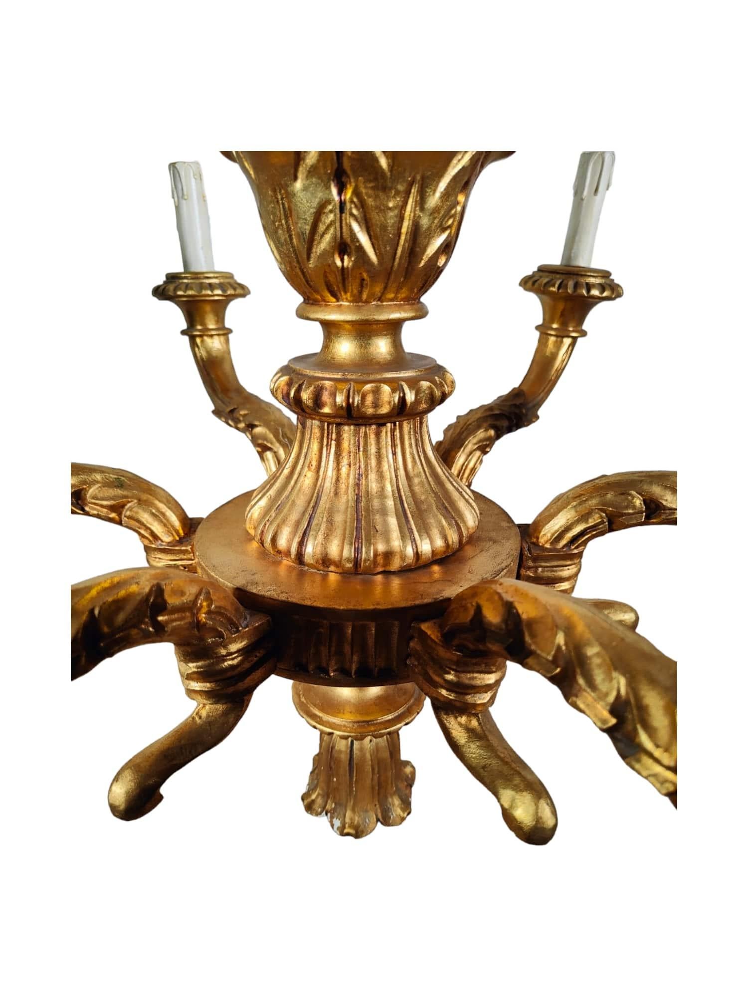 Golden Wood Ceiling Lamp: Elegant 1950s Italian Craftsmanship For Sale 5