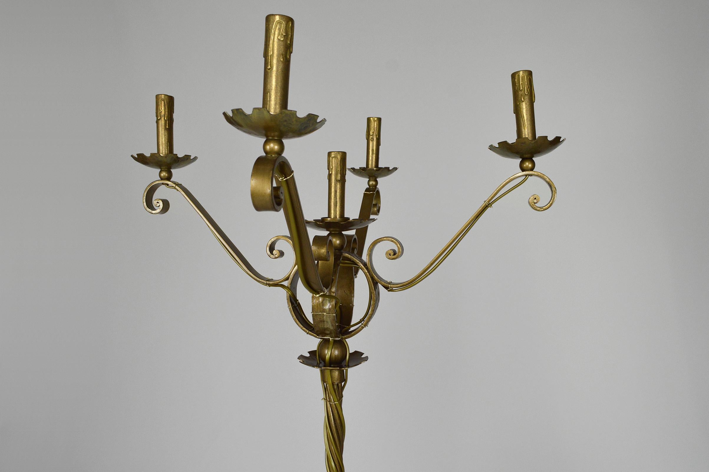 Golden Wrought Iron 5-Lights Floor Lamp, Mid-Century, France For Sale 1