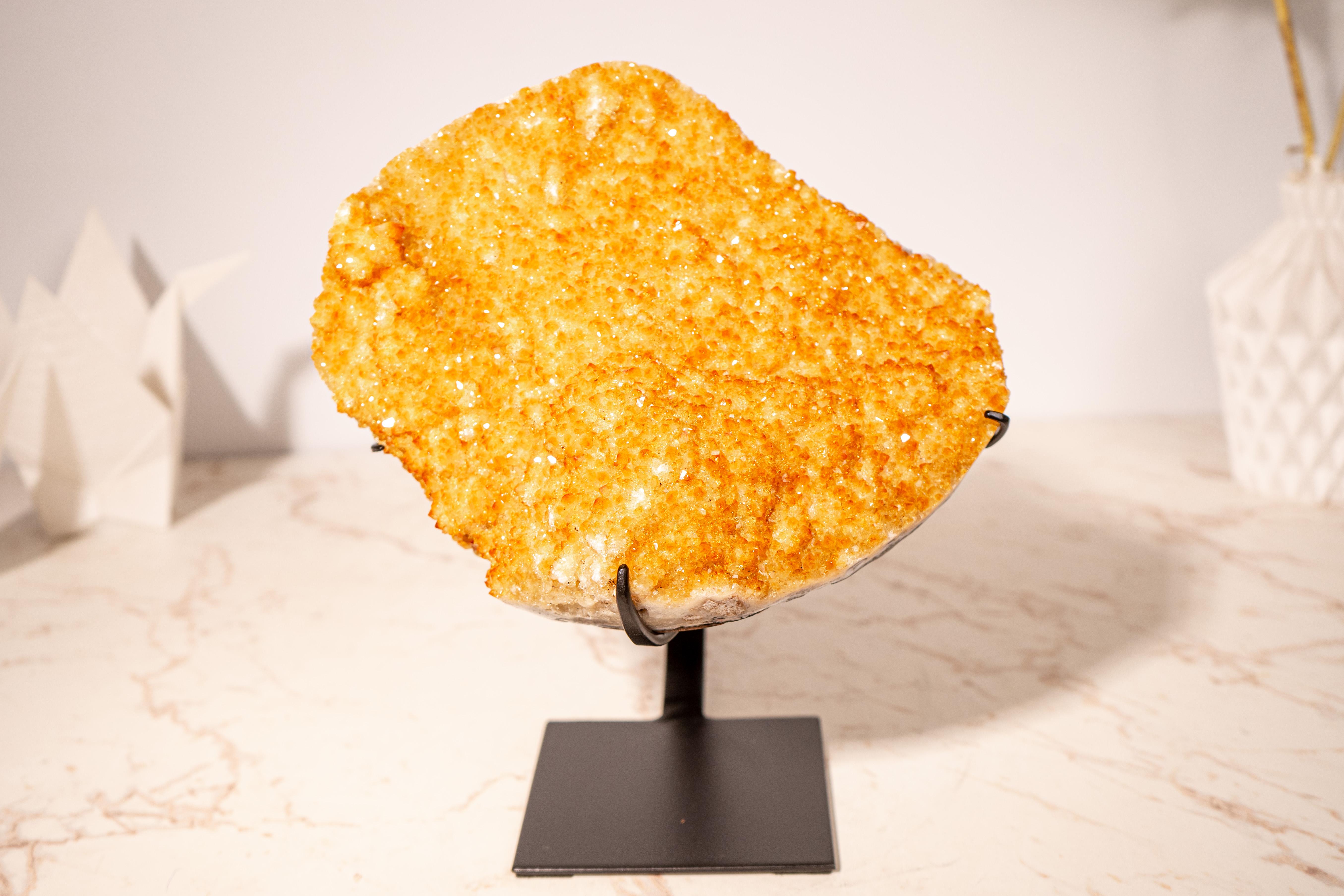 Goldener gelber Citrin-Cluster mit einer großen Rosette-Blume im Angebot 1