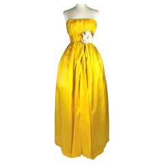 Golden yellow gazar ball gown by Christian Dior - Paris Ligne Libre 1957