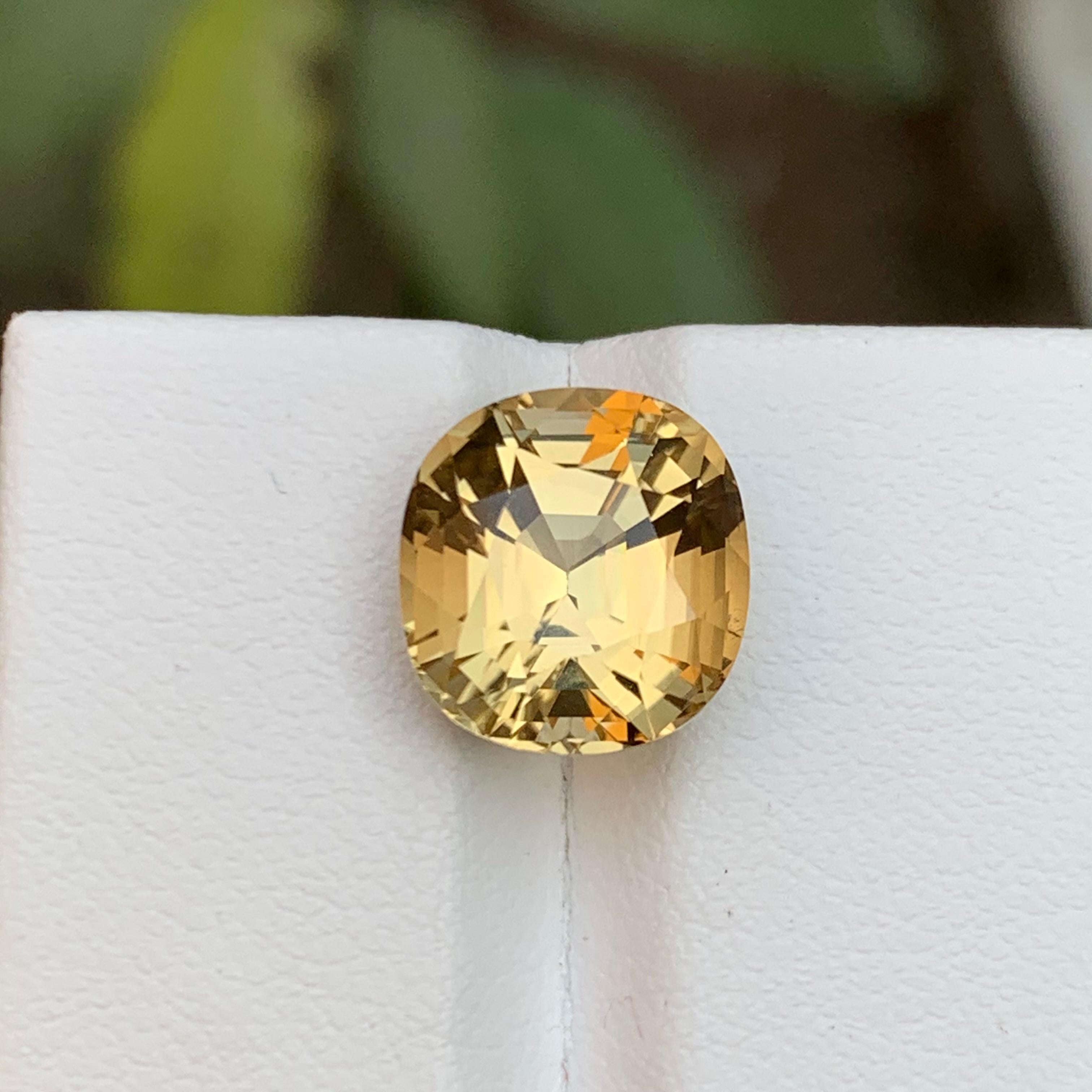 Golden Yellow Natural Tourmaline Gemstone, 6.75 Ct Cushion Cut for Ring/Pendant For Sale 2