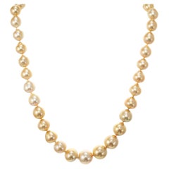 Golden Yellow South Sea Cultured Pearl Yellow Gold Graduated Necklace