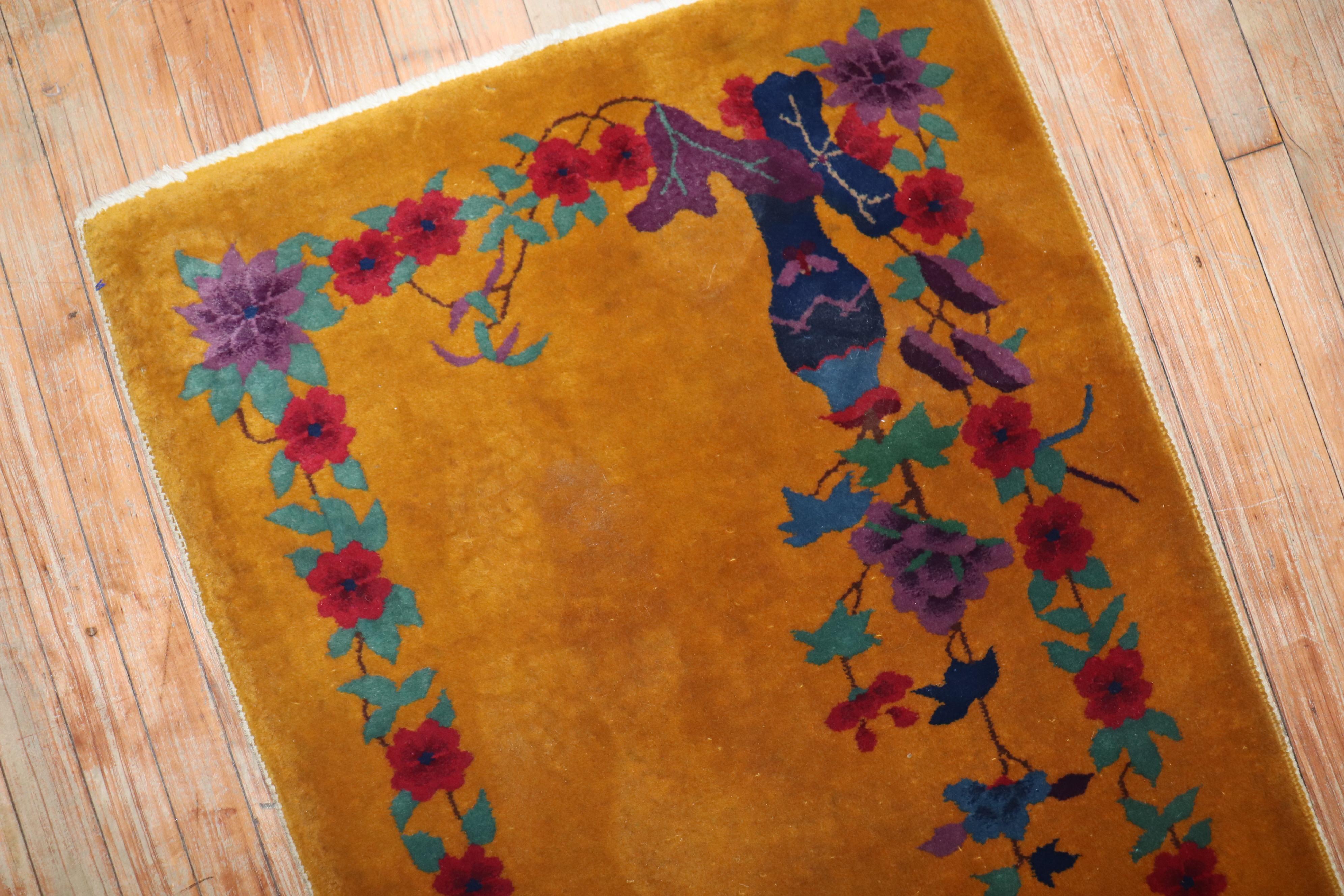 Tappeto Goldenrod Art Deco Cinese Scatter Size In condizioni buone in vendita a New York, NY