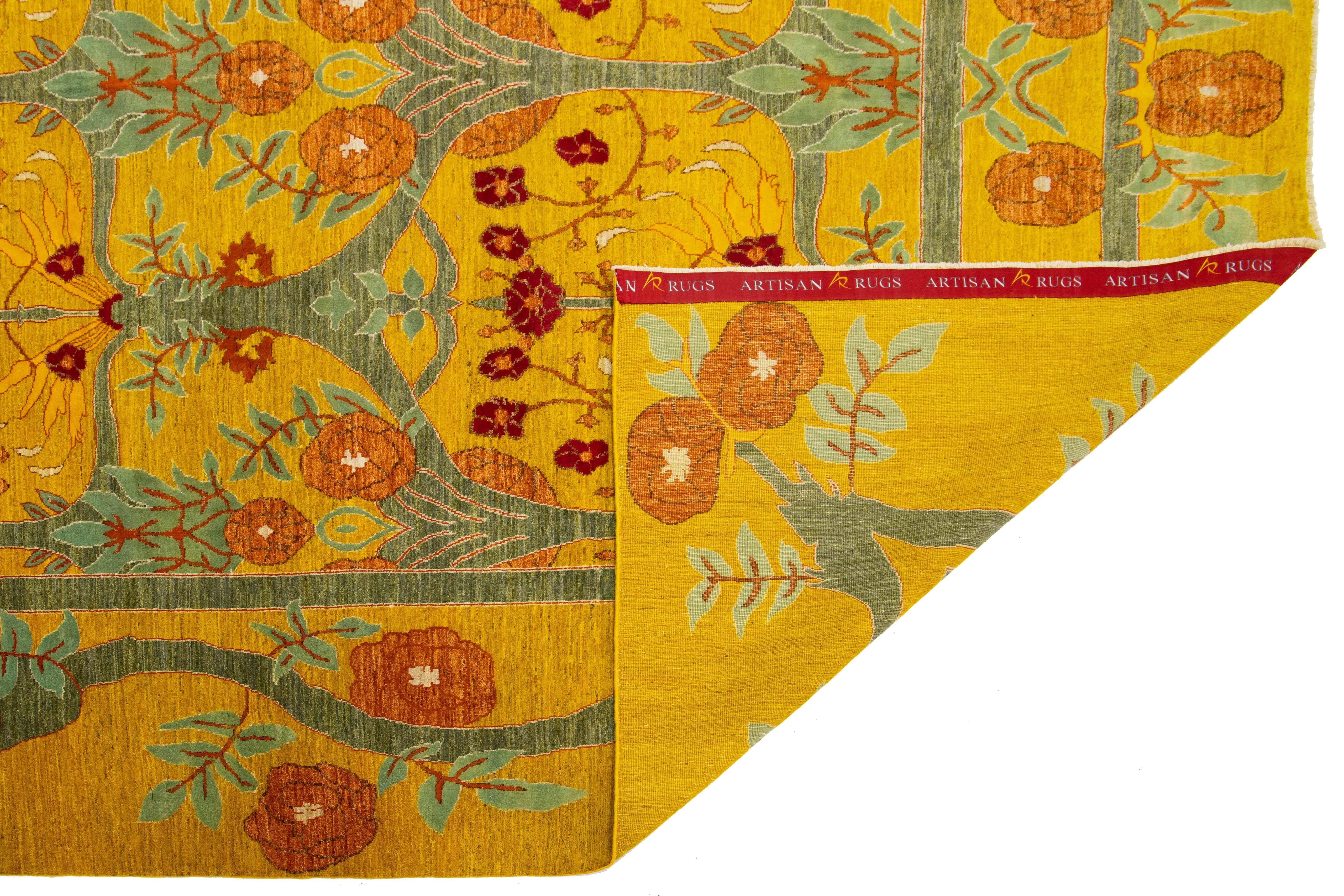 Oushak Tapis en laine de style oushak moderne Goldenrod avec motif Allover en vente