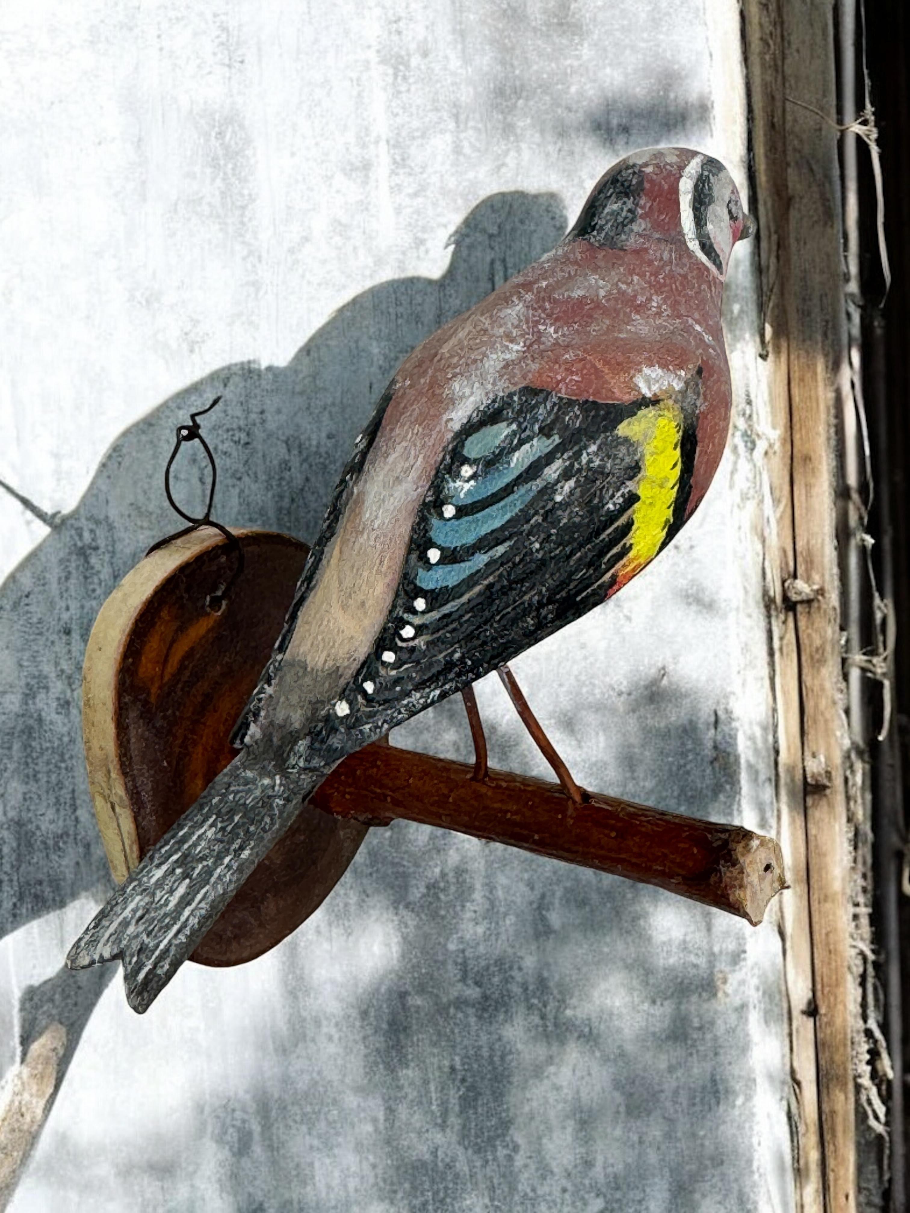 Jilguero Vichtauer Pájaro de madera tallada a mano Arte popular de la Selva Negra, Austria, años 20 en venta 2