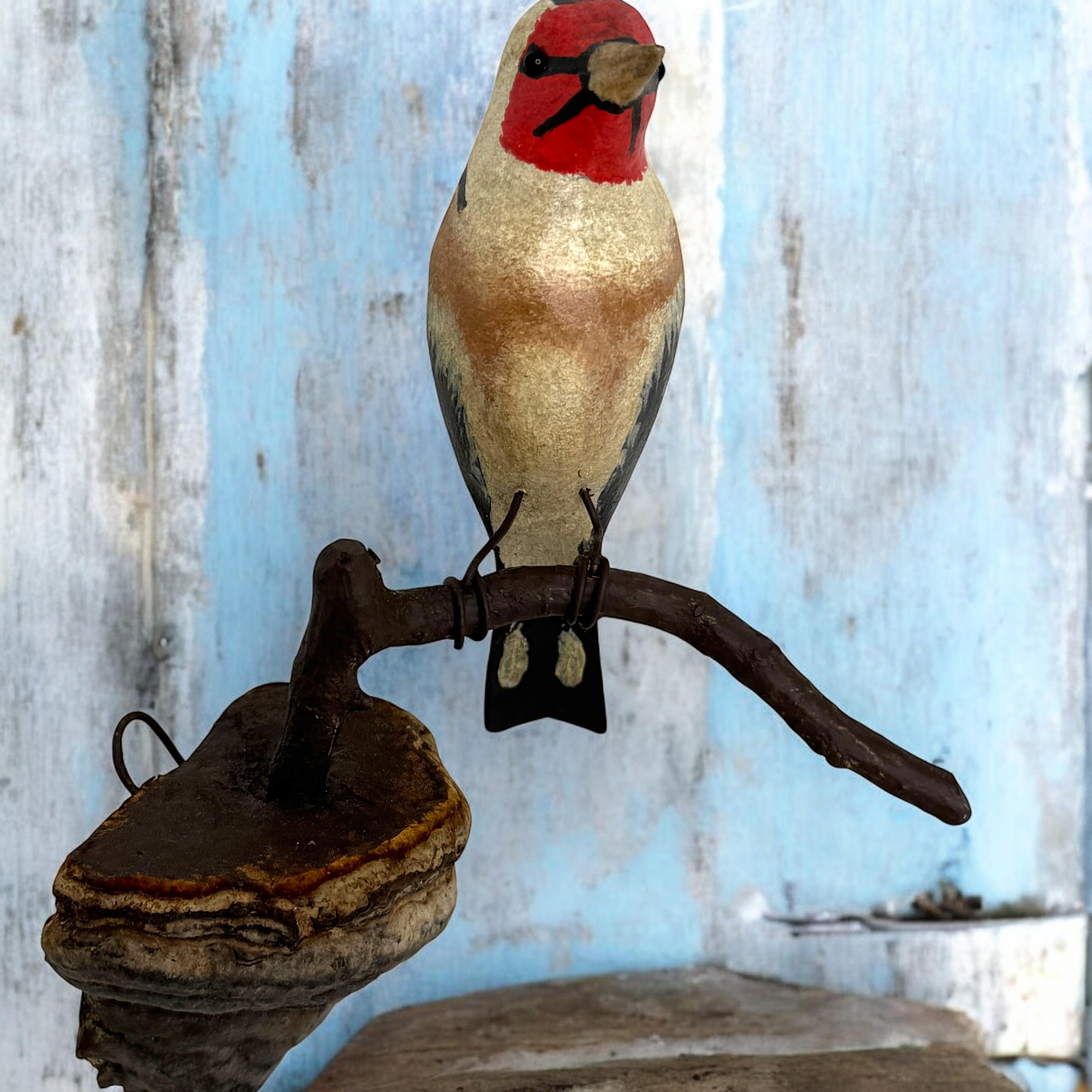 Jilguero Vichtauer Pájaro de madera tallada a mano Arte popular de la Selva Negra, Austria, años 20 en venta 3